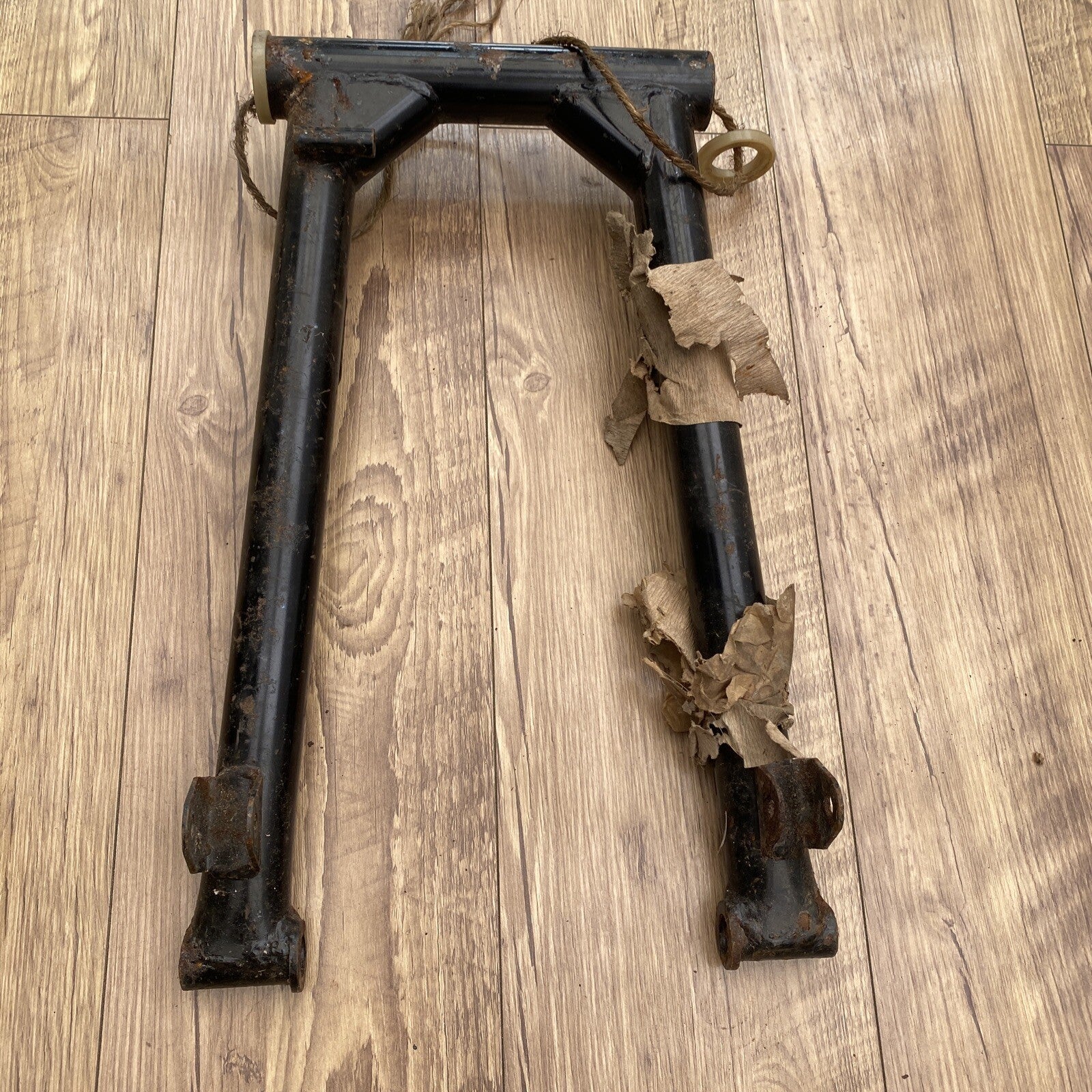 Triumph Swinging arm BSA B25 B50 T25 oil in Frame Classic Motorcycle