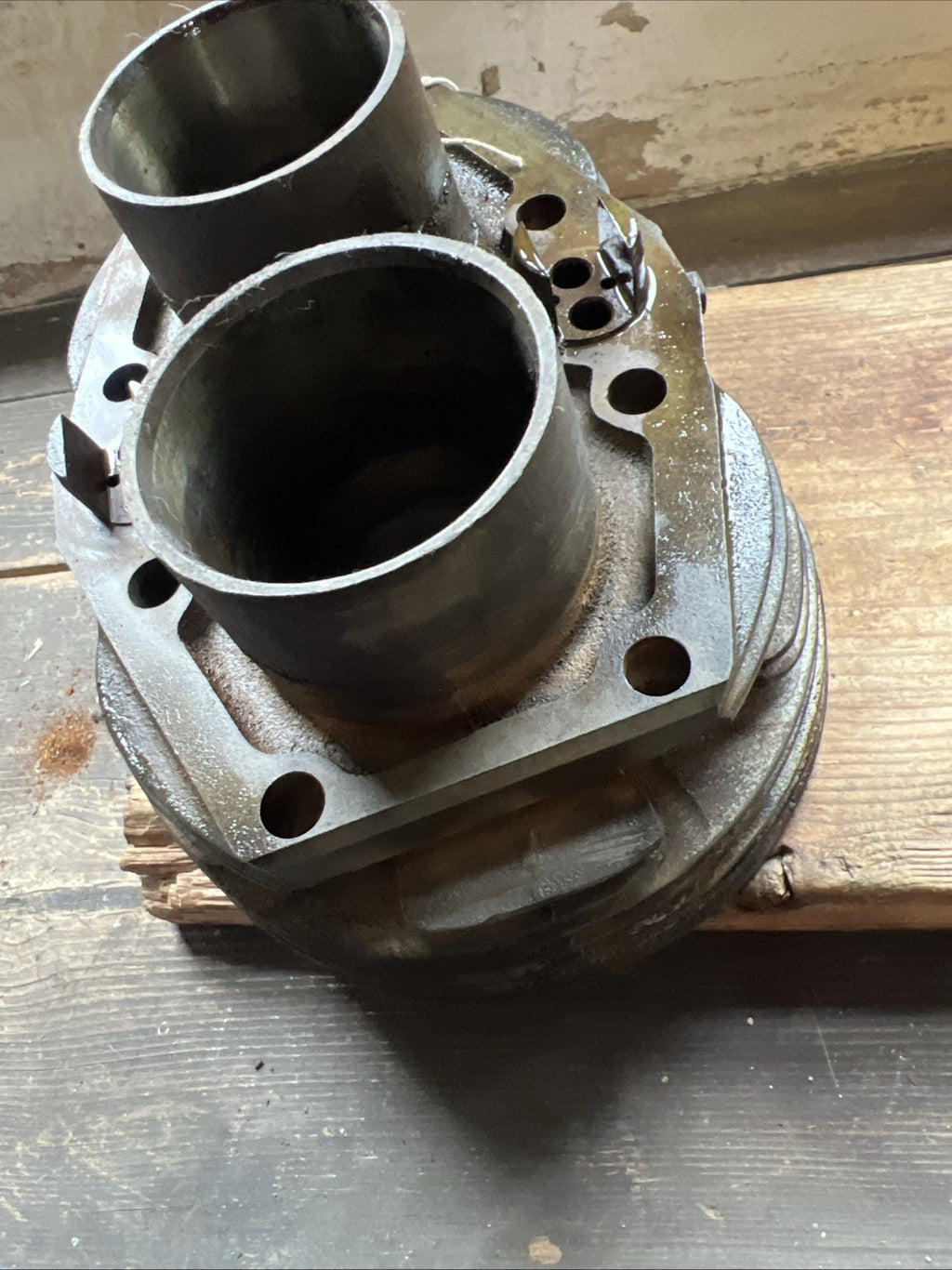 Triumph 3TA/T90 Twin 350cc Cylinder Barrel Standard Bore