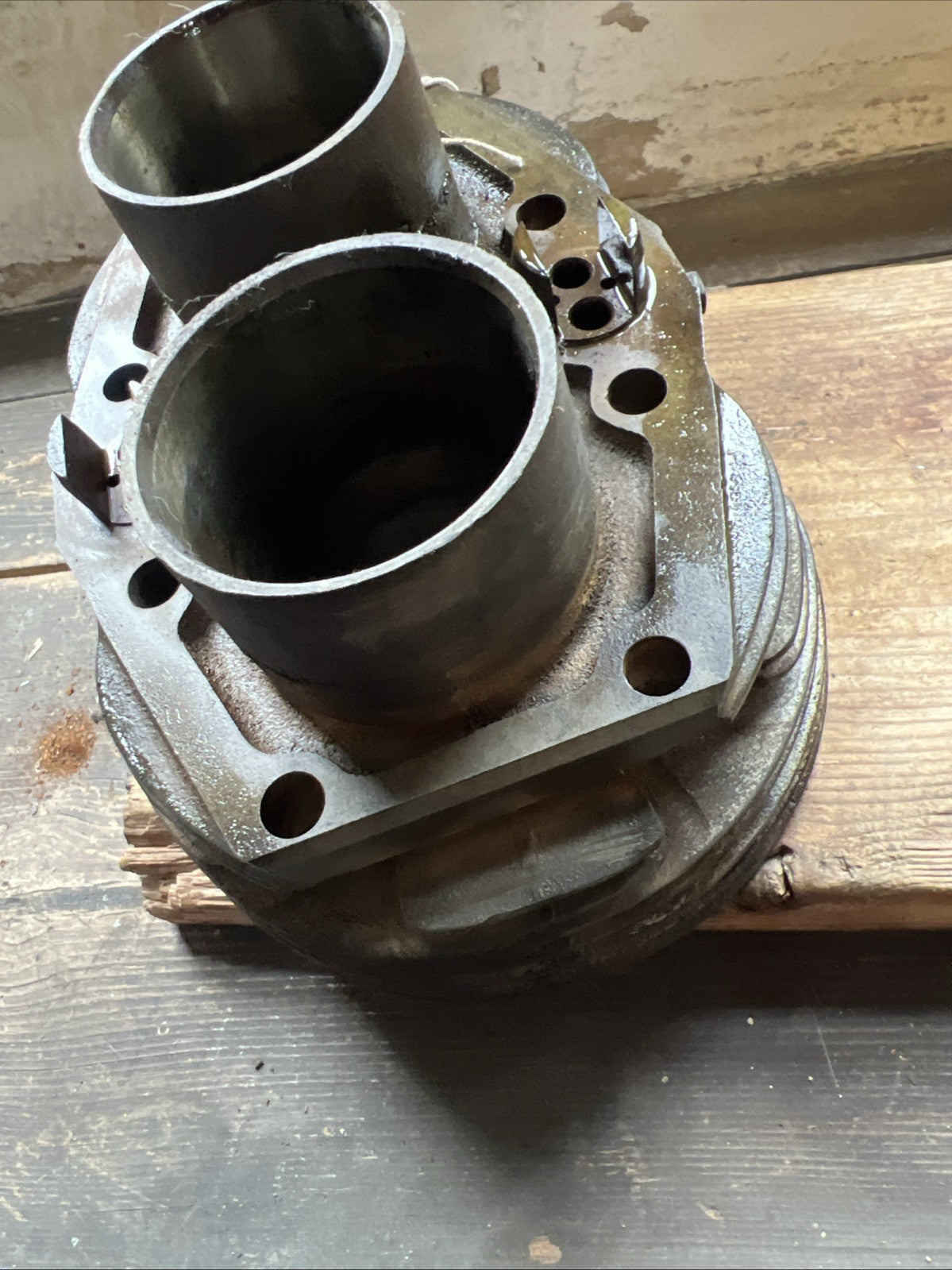 Triumph 3TA/T90 Twin 350cc Cylinder Barrel Standard Bore
