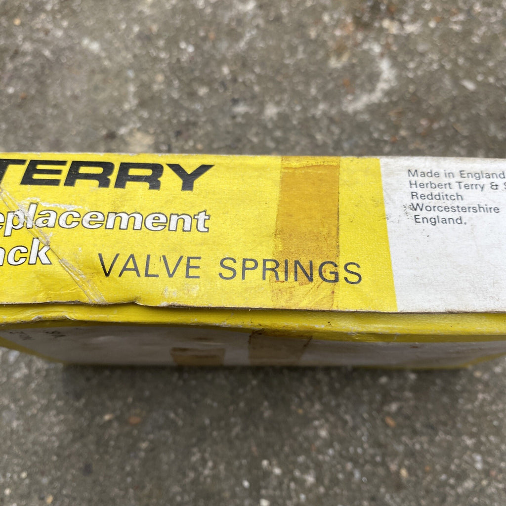 Triumph 6T T110 1961 Valve Spring Set Motorcycle Triumph 6T T110 1961