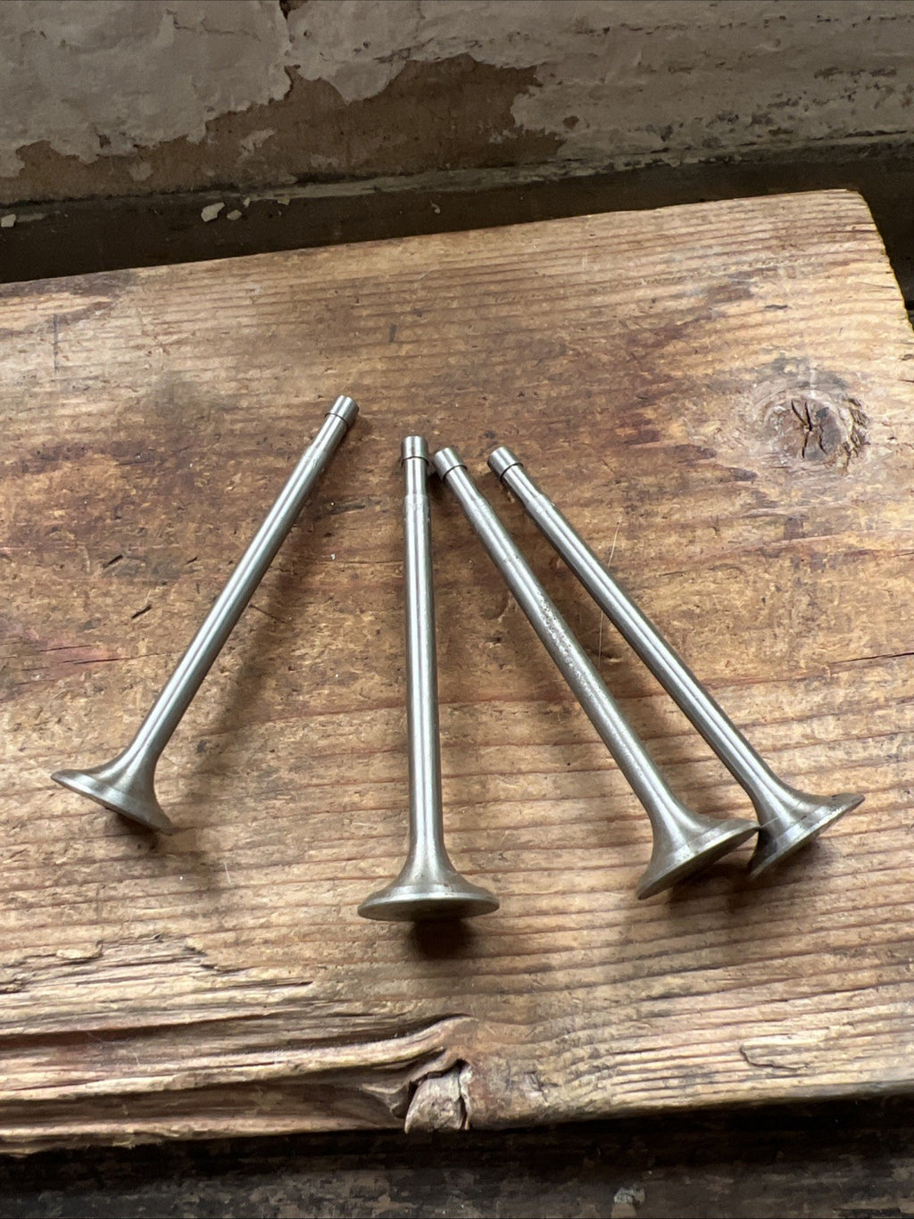 Velocette LE 150 200cc Vogue Twin 1949-66 Full Valve Set Of 4 Inlet & Exhaust