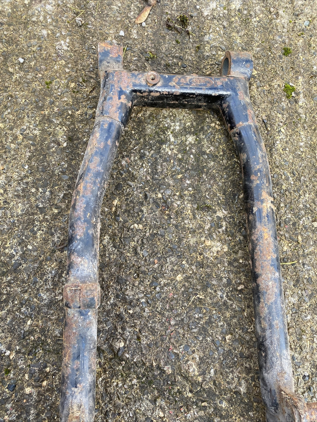 Motorcycle BSA C15 swinging arm with bushes