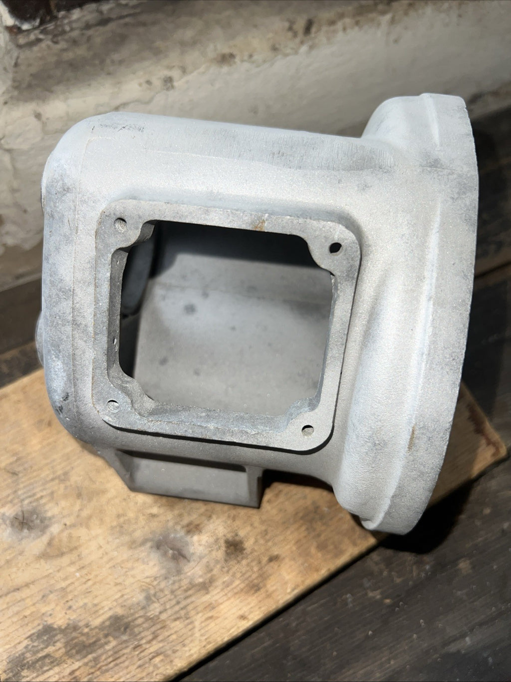 BSA 66-3141 M Series 1949-55 Main Gearbox Case Rigid And Plunger Telefork