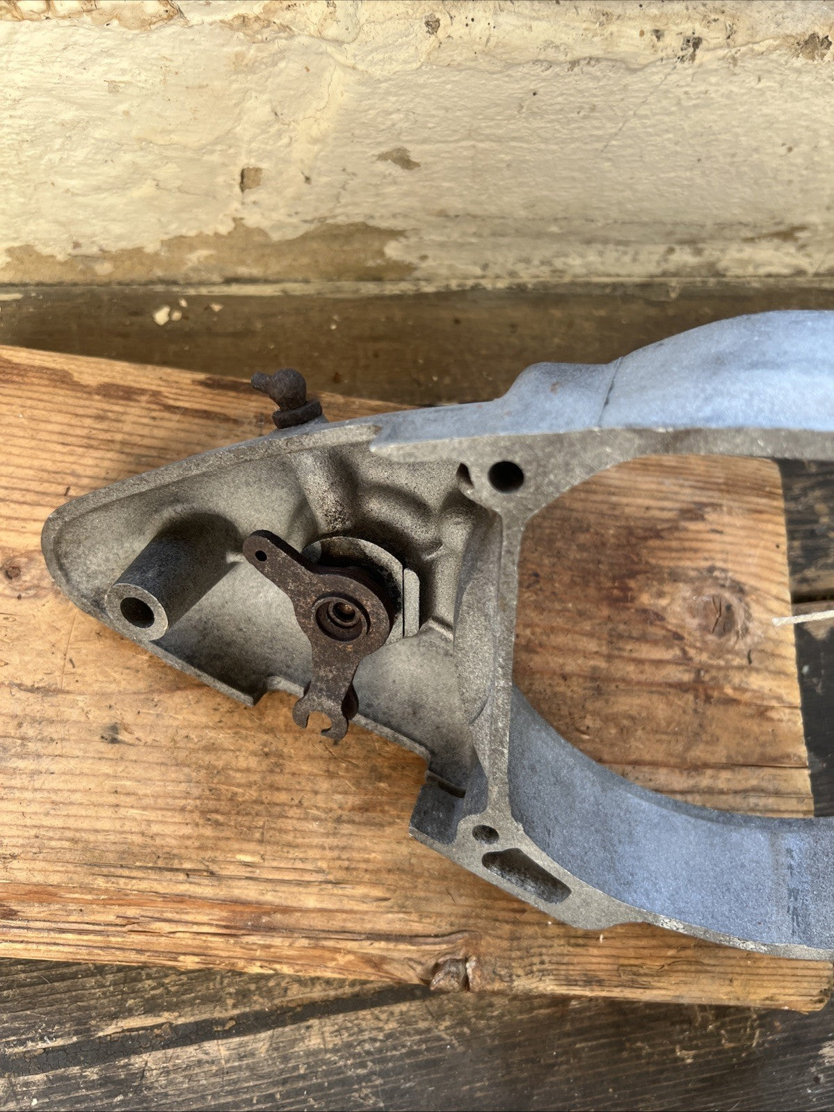BSA Bantam D5 Etc 90-1325 Left Hand Inner Timing Case With Clutch Lifter