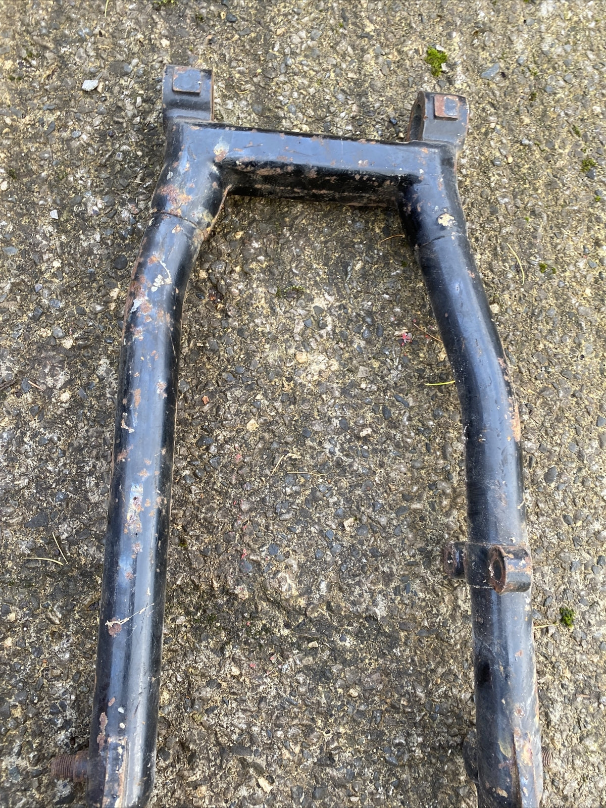 Motorcycle BSA C15 swinging arm with bushes