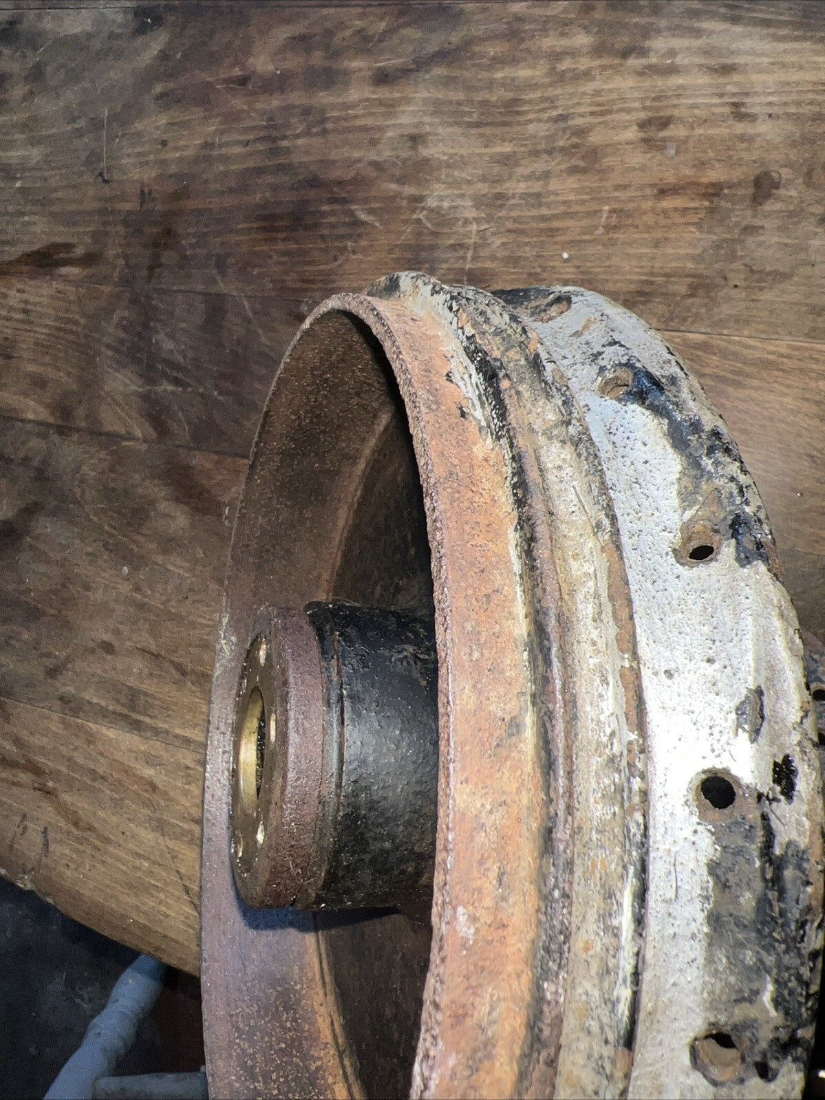 Ariel Pre 50 tele Front Hub  7”