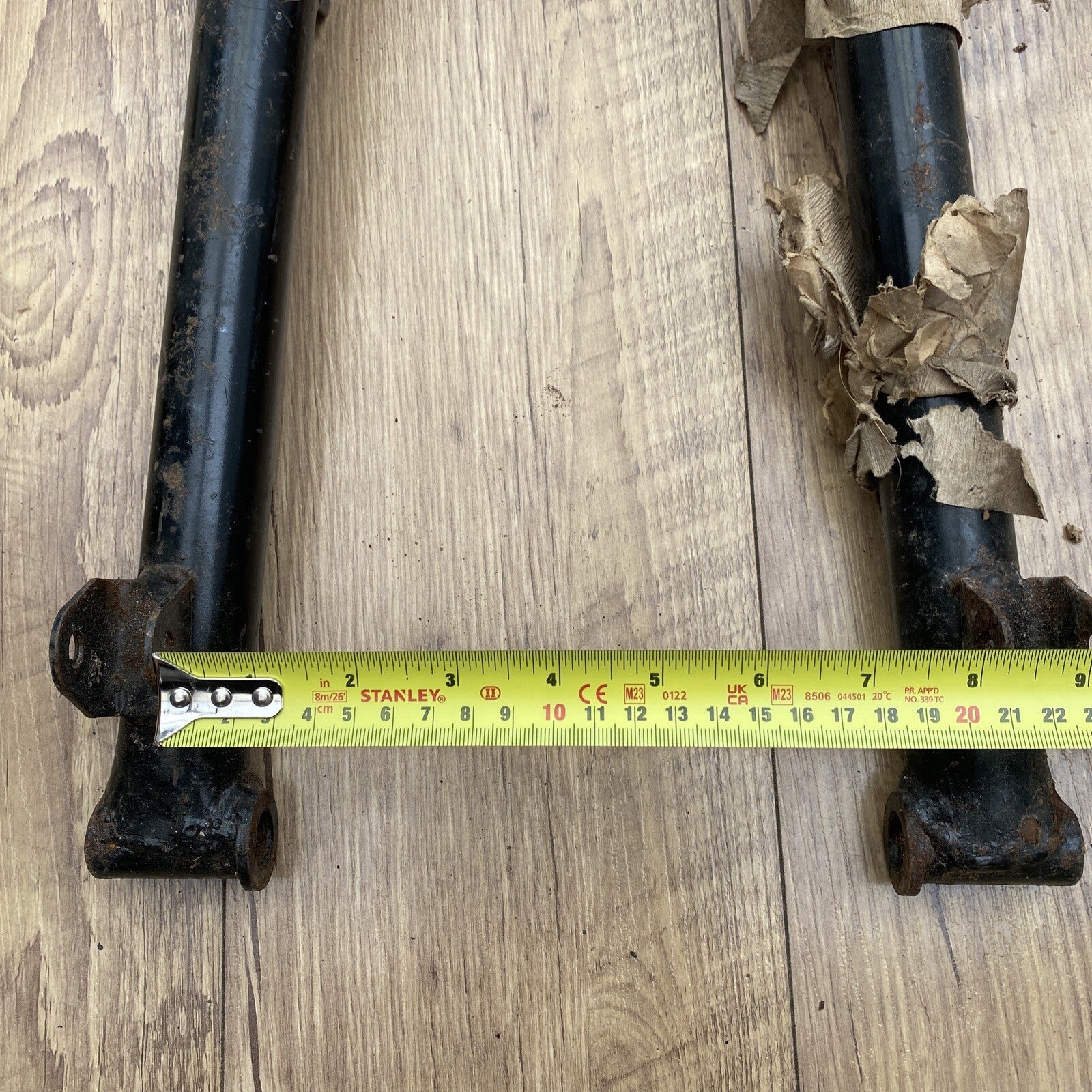 Triumph Swinging arm BSA B25 B50 T25 oil in Frame Classic Motorcycle