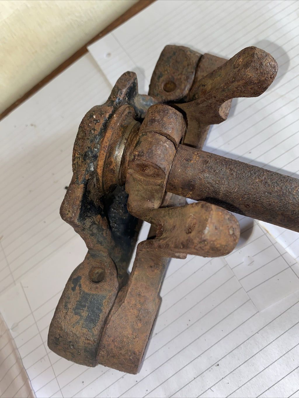BSA B25 250 cc Pair Of Yokes