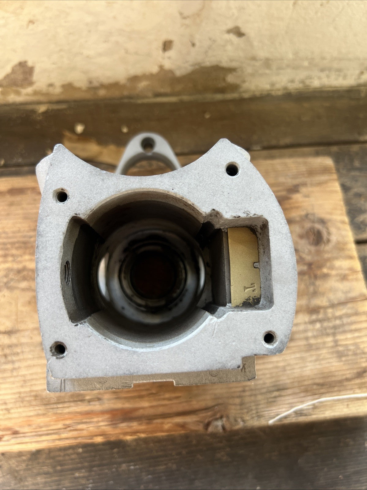 Lucas Twin Cylinder Clockwise Mag Dyno Main Case Used