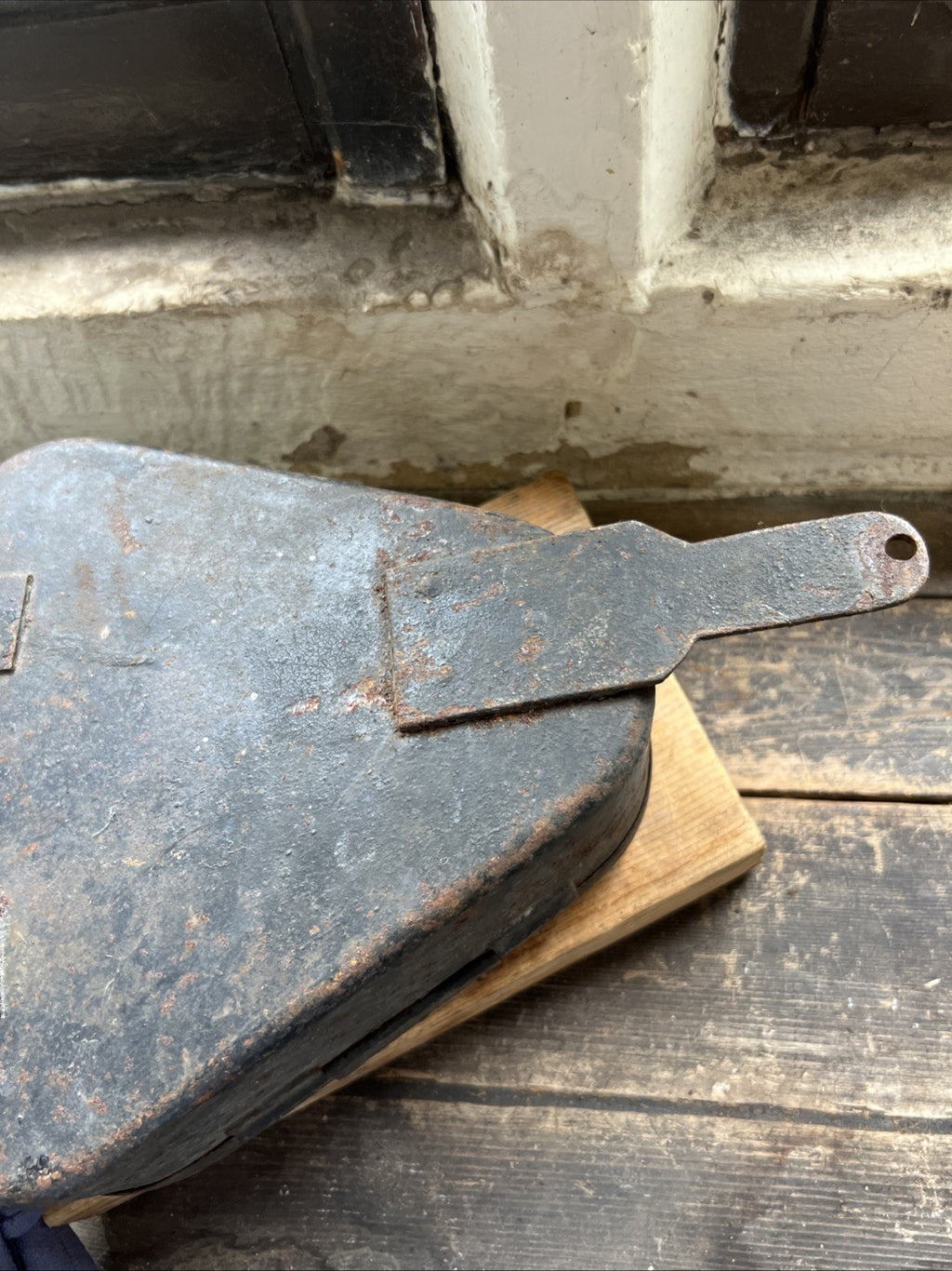 Old Rigid Frame Tool Box 3 1/4 “ Deep