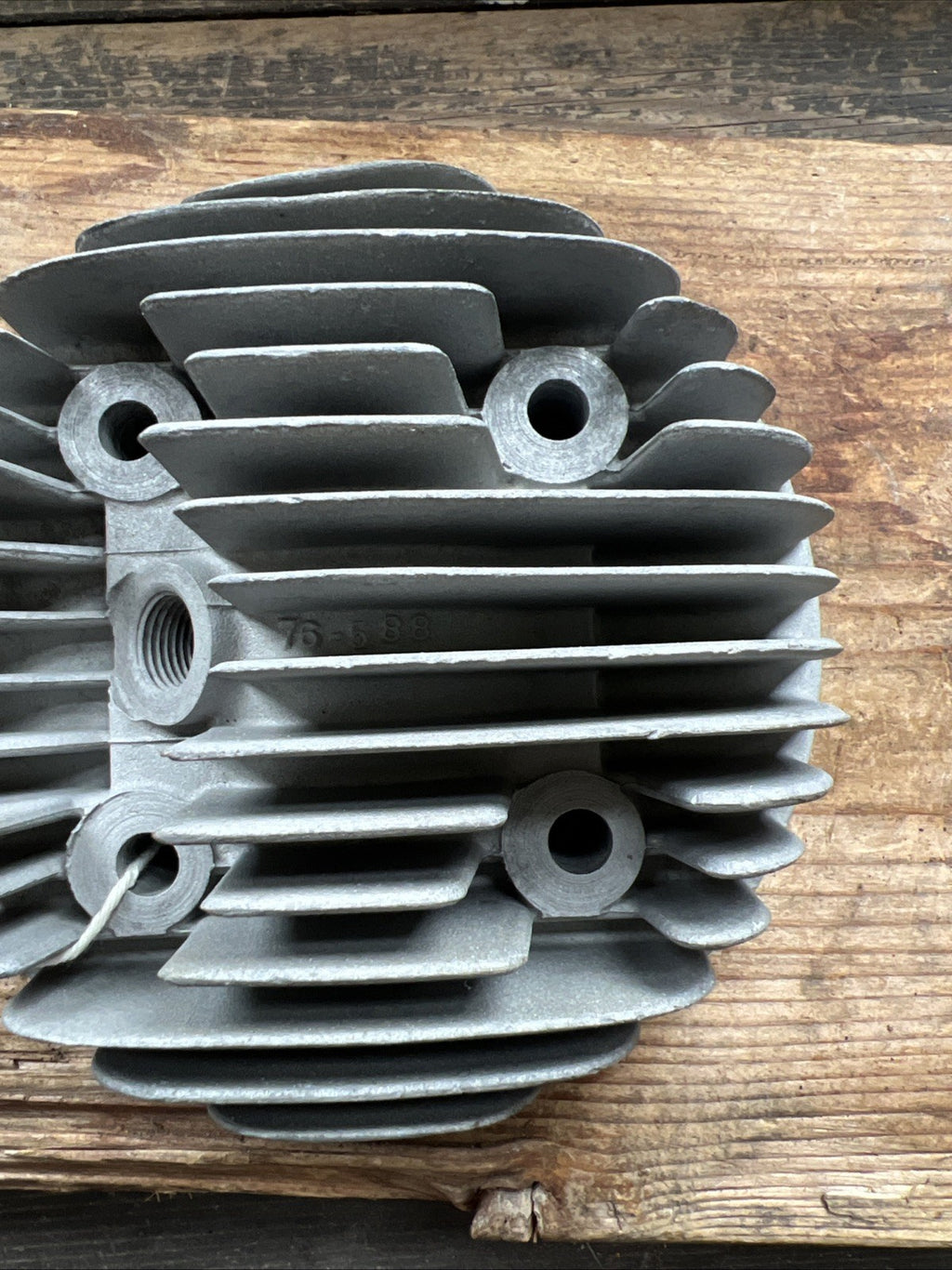 Triumph Tigress 175cc Cylinder Head  76-588  NOS