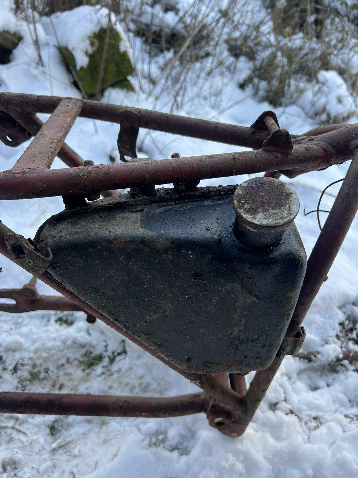 BSA Starfire Frame With Oil Tank