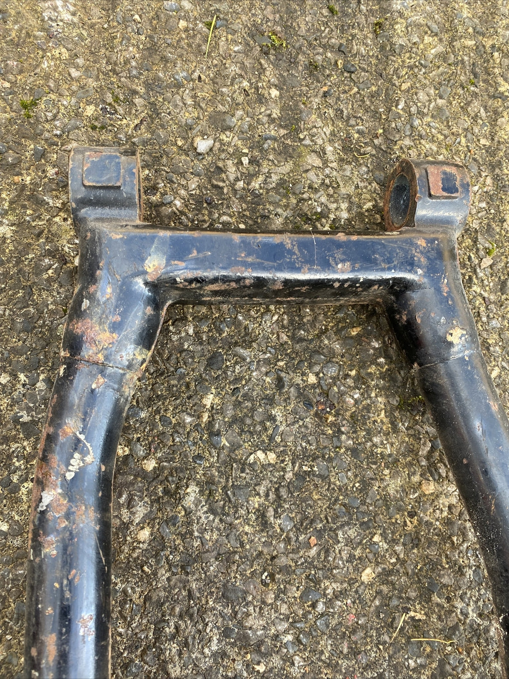 Motorcycle BSA C15 swinging arm with bushes