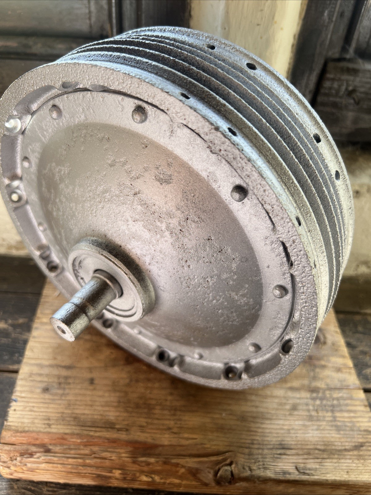 Triumph/BSA 650 Pre Unit Twins 8” Full Width Cast Iron Front Hub With Spindle