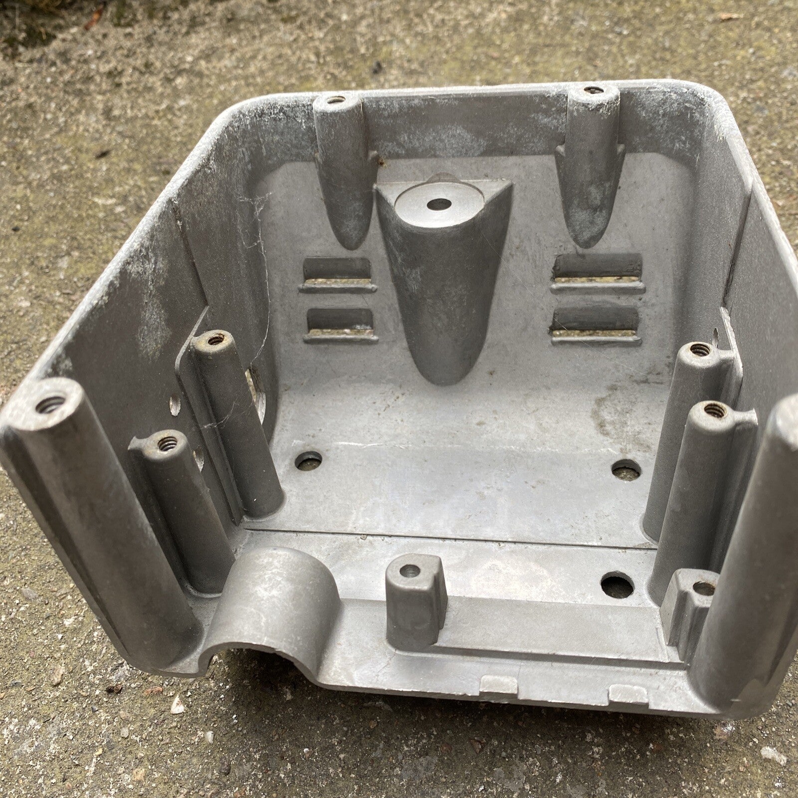 BSA B2555 or B50SS oil in frame type alloy electric box 83-4103