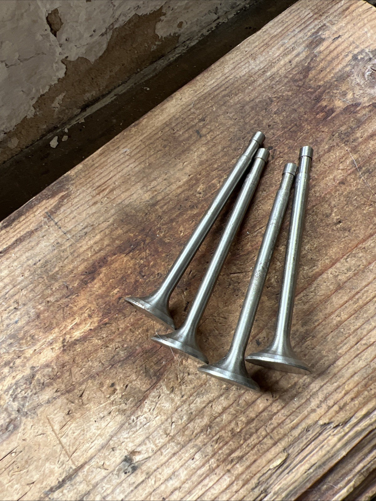 Velocette LE 150 200cc Vogue Twin 1949-66 Full Valve Set Of 4 Inlet & Exhaust