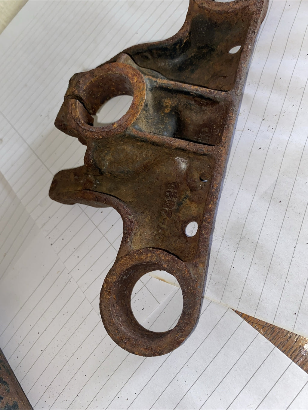 BSA B25 250 cc Pair Of Yokes