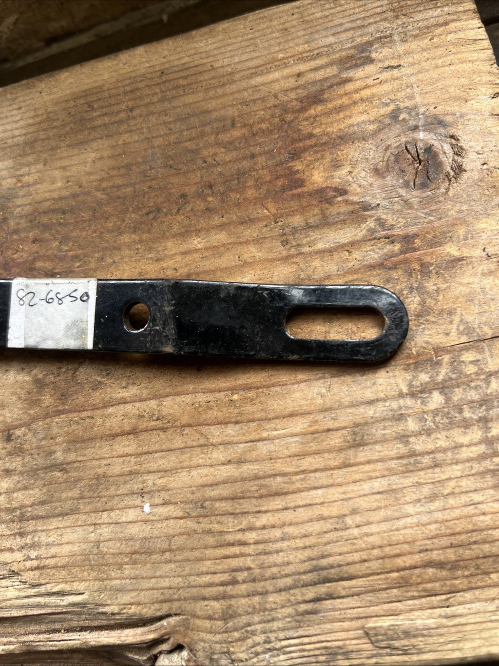 Triumph T160 82-6850 Bracket Bottom Rear Number Plate NOS