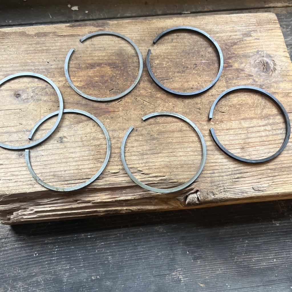 BSA A7 Swinging Arm + 40 Piston Full Ring Set 67mm Twin Cylinder NOS