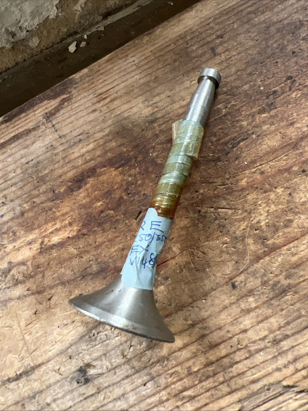Royal Enfield 250cc Crusader Etc Exhaust Valve V148 NOS
