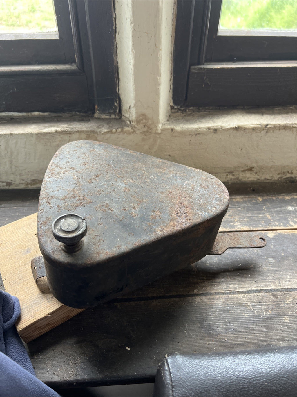 Old Rigid Frame Tool Box 3 1/4 “ Deep