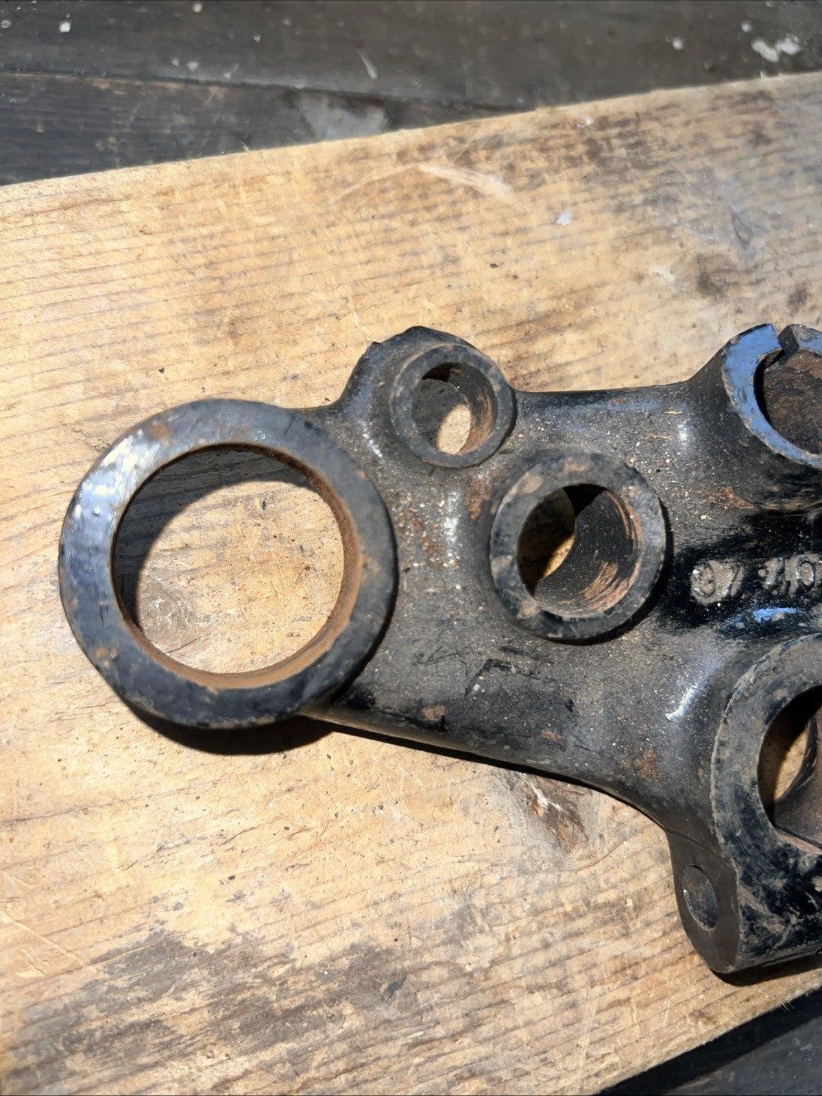 Triumph 97-4036 Conical Hub 650/750 Fork Top Yoke NOS