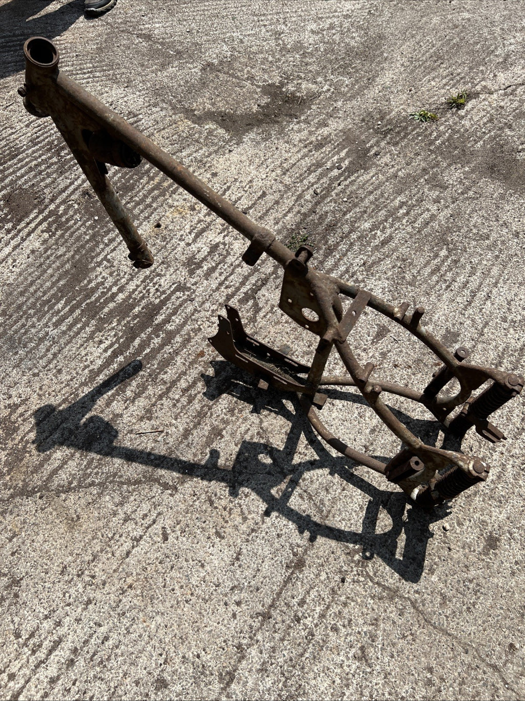 BSA C10 Main Frame With Plungers