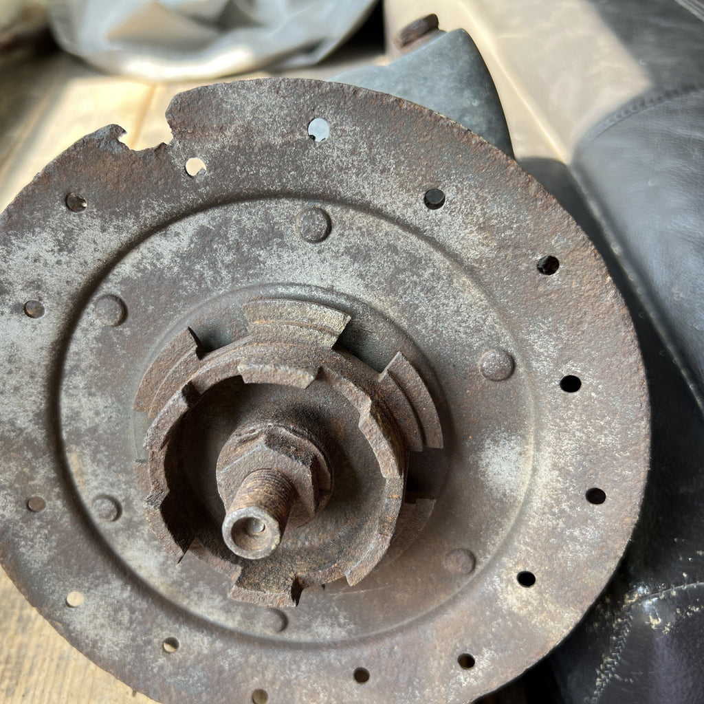 Pre War Sturmey Archer Gearbox Marked TS10581 With Kickstart Shaft