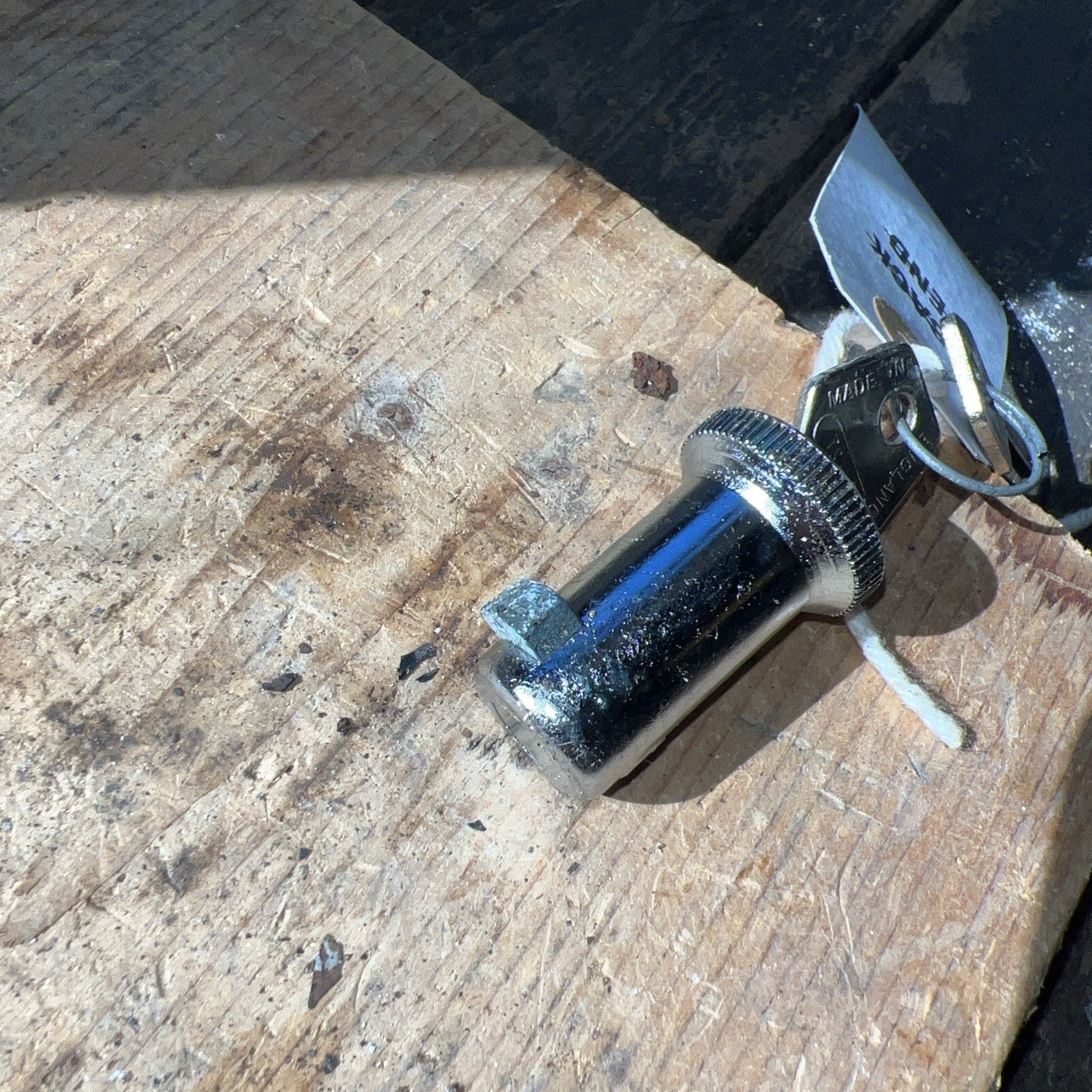 Ariel 3 Parking Lock And Keys