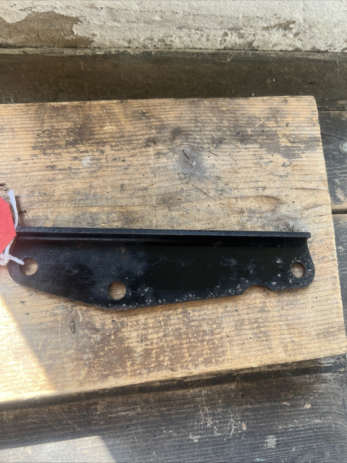 BSA B25SS B50SS Rear Right Hand Engine Mounting Plate