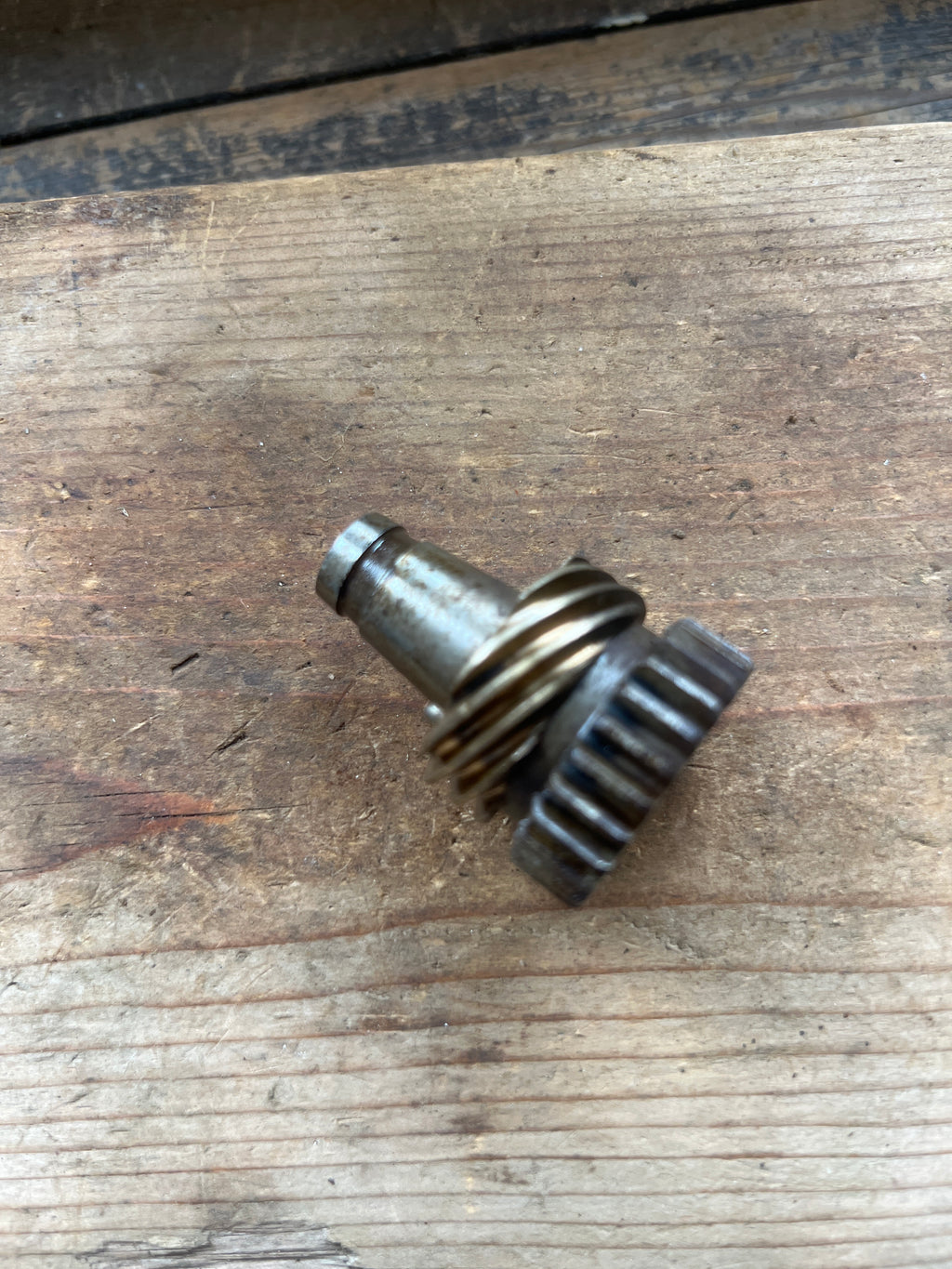 Triumph E4079 1959 etc Tiger cub crank timing pinion assembly