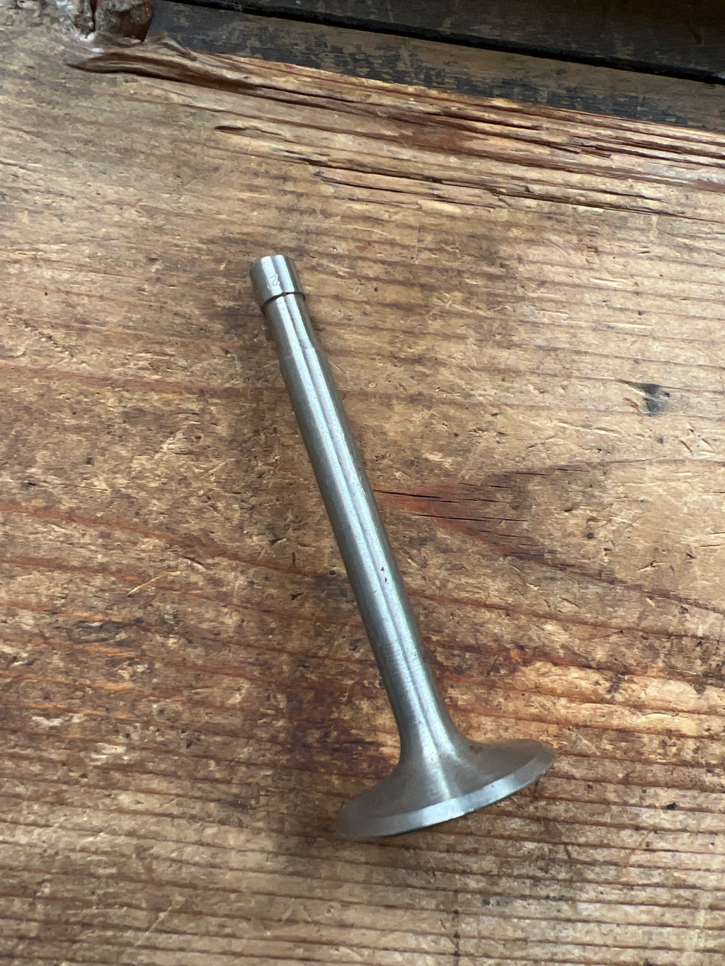 Triumph T100 T100C T100S T100T unit 500 Twin exhaust valve 1967-70 V266 E6854