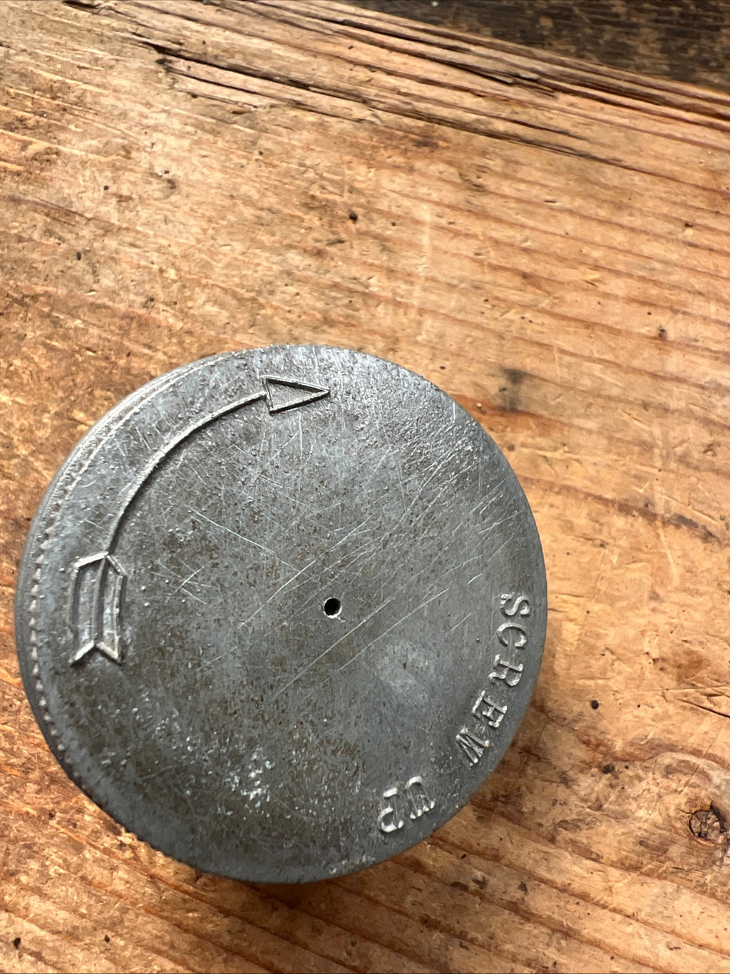 F4477 Triumph Early 1959/60 3TA 5TA T100A oil tank filler cap