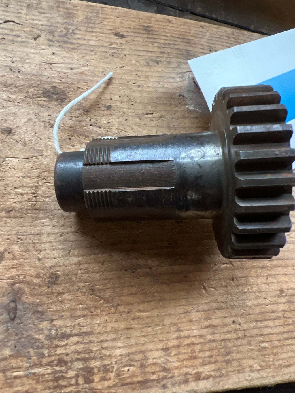 BSA C15 points on side gearbox main shaft sleeve gear 41-3042
