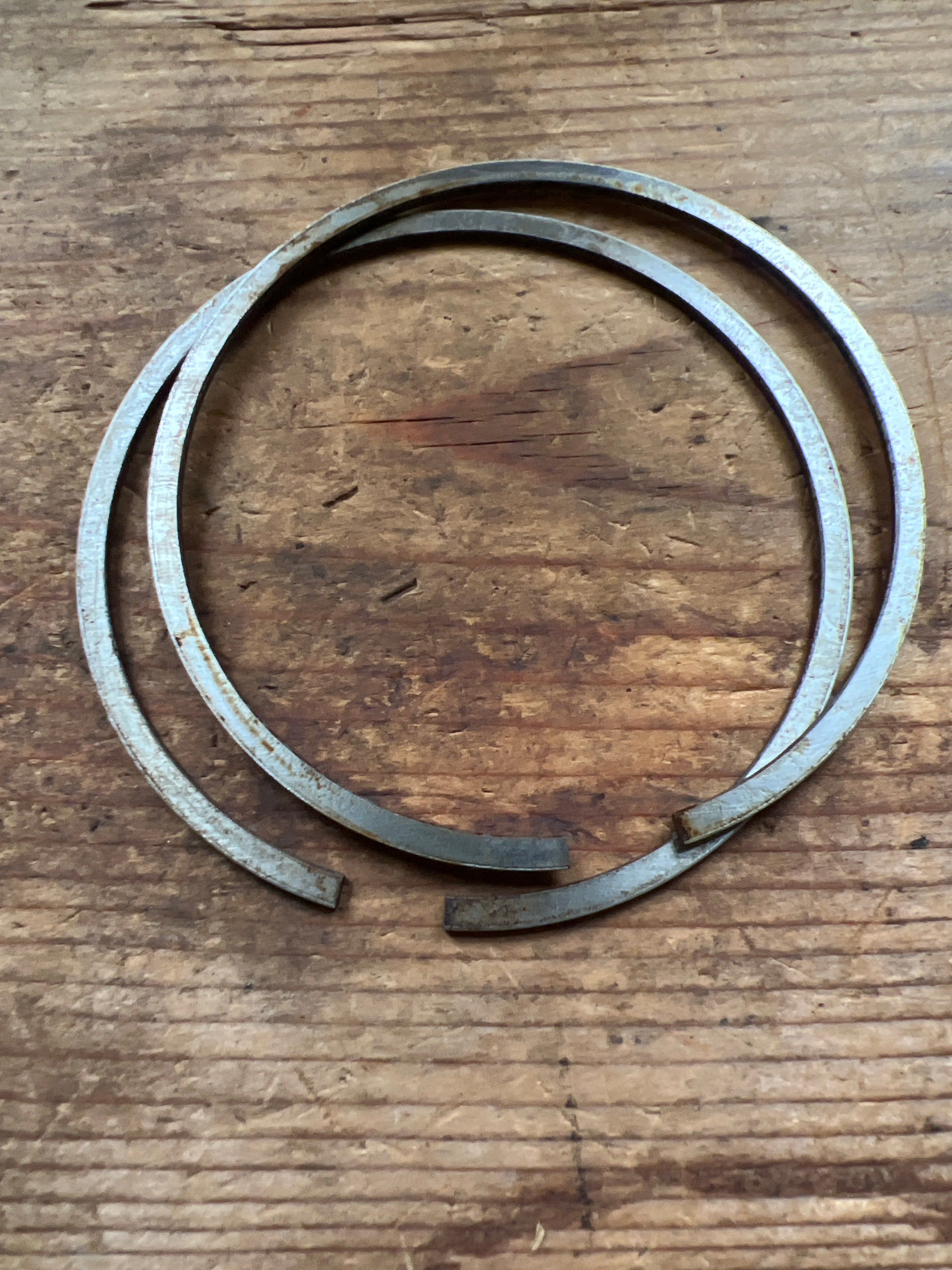 Norton 490cc singles 16H ES2 Inter 18, 500T, 30  compression rings
