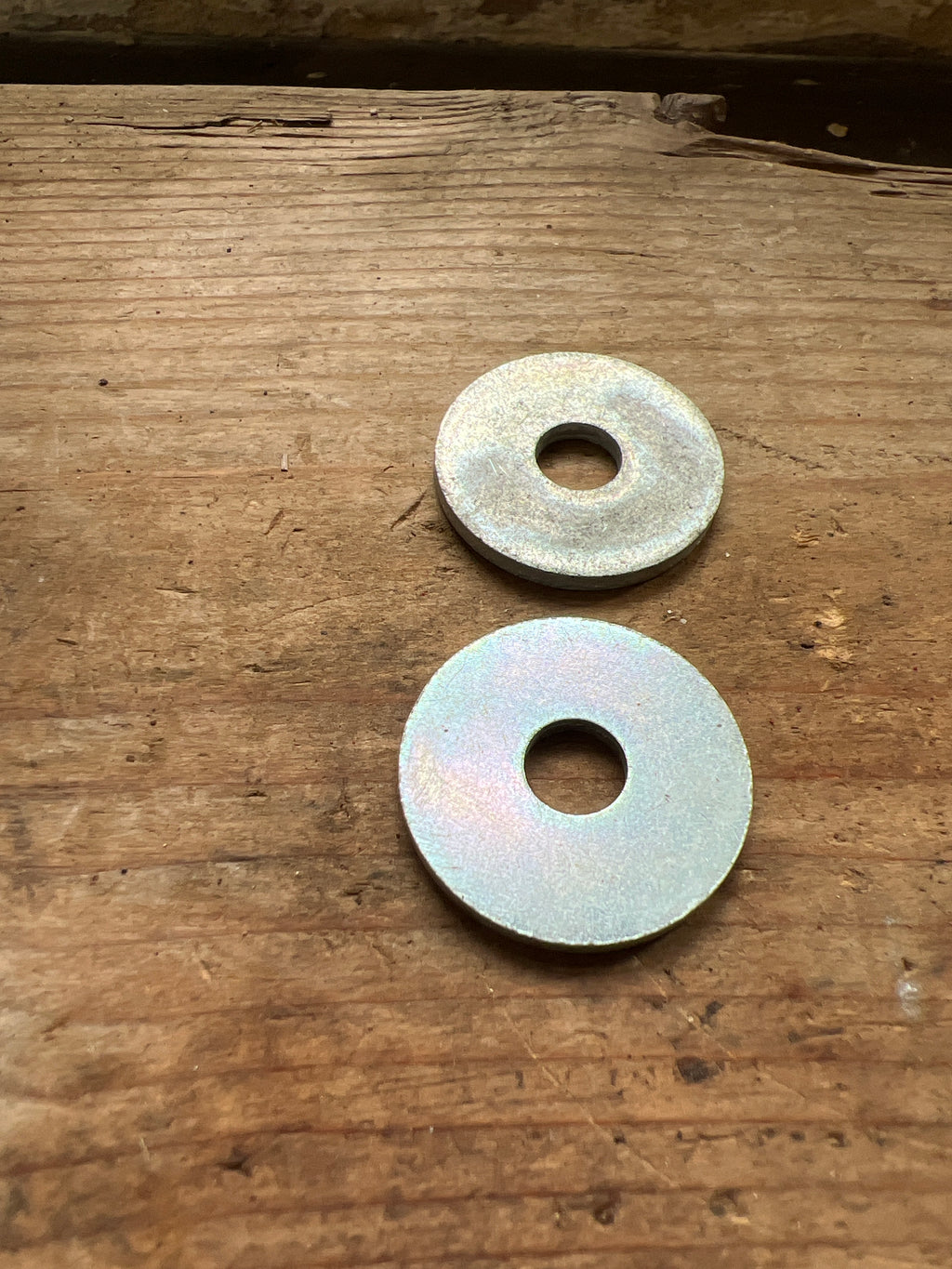 BSA A65 2 1/2 gallon petrol tank washers for centre petrol tank fixing 82-9065