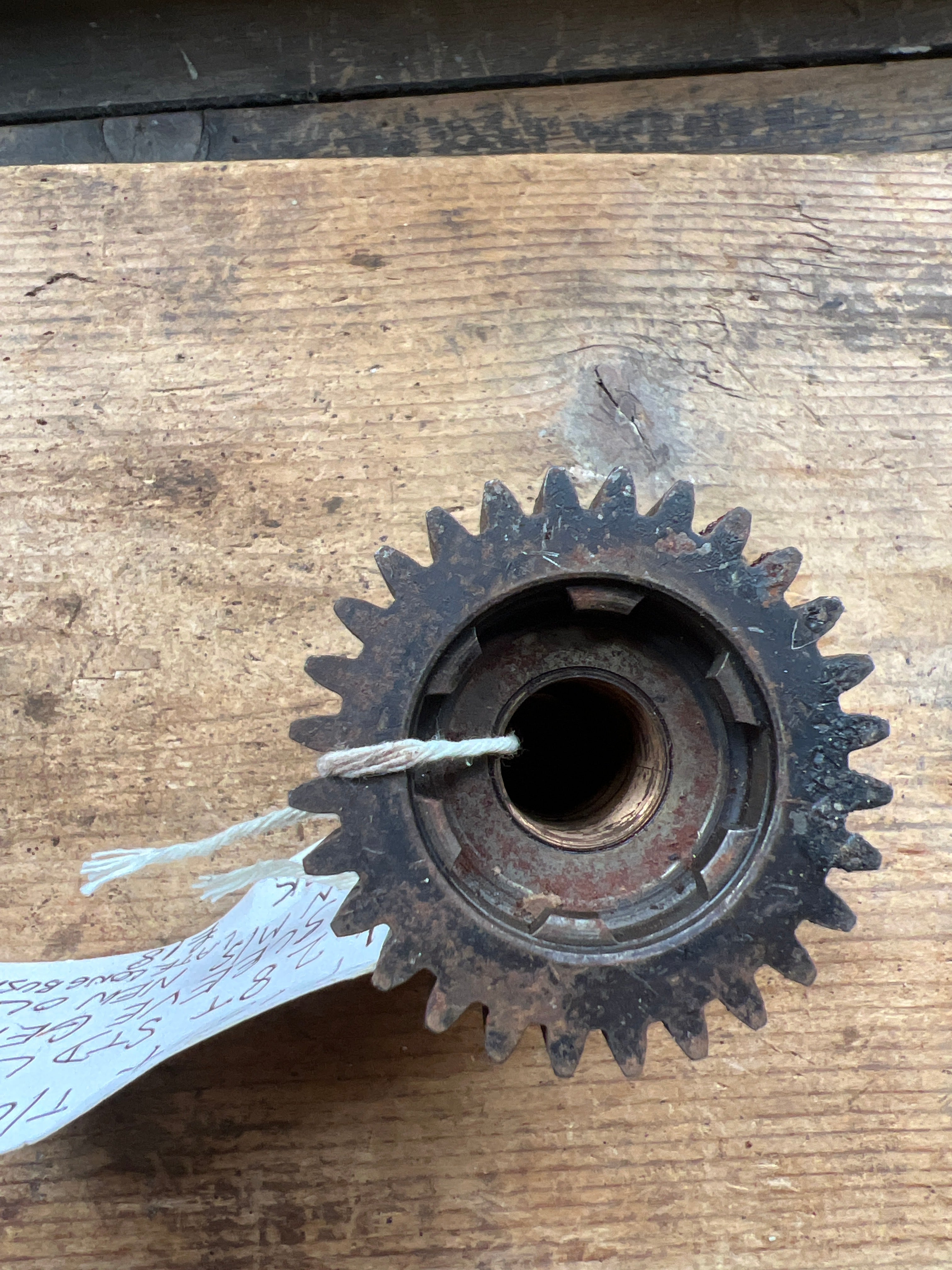 Triumph T1514 Tiger Cub gearbox mainshaft sleeve gear