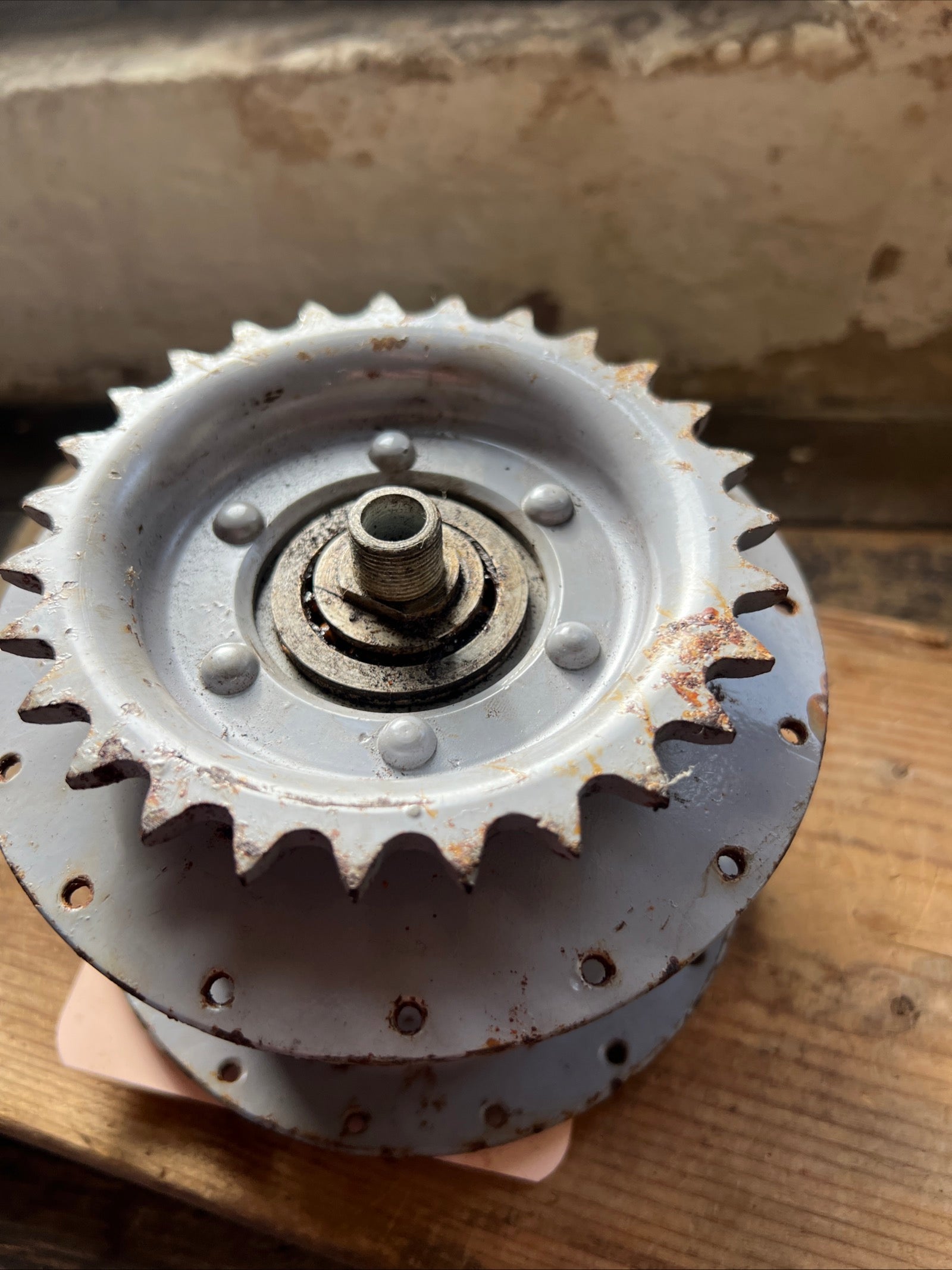 BSA Dandy 70 rear wheel hub with sprocket and sprocket & bearings