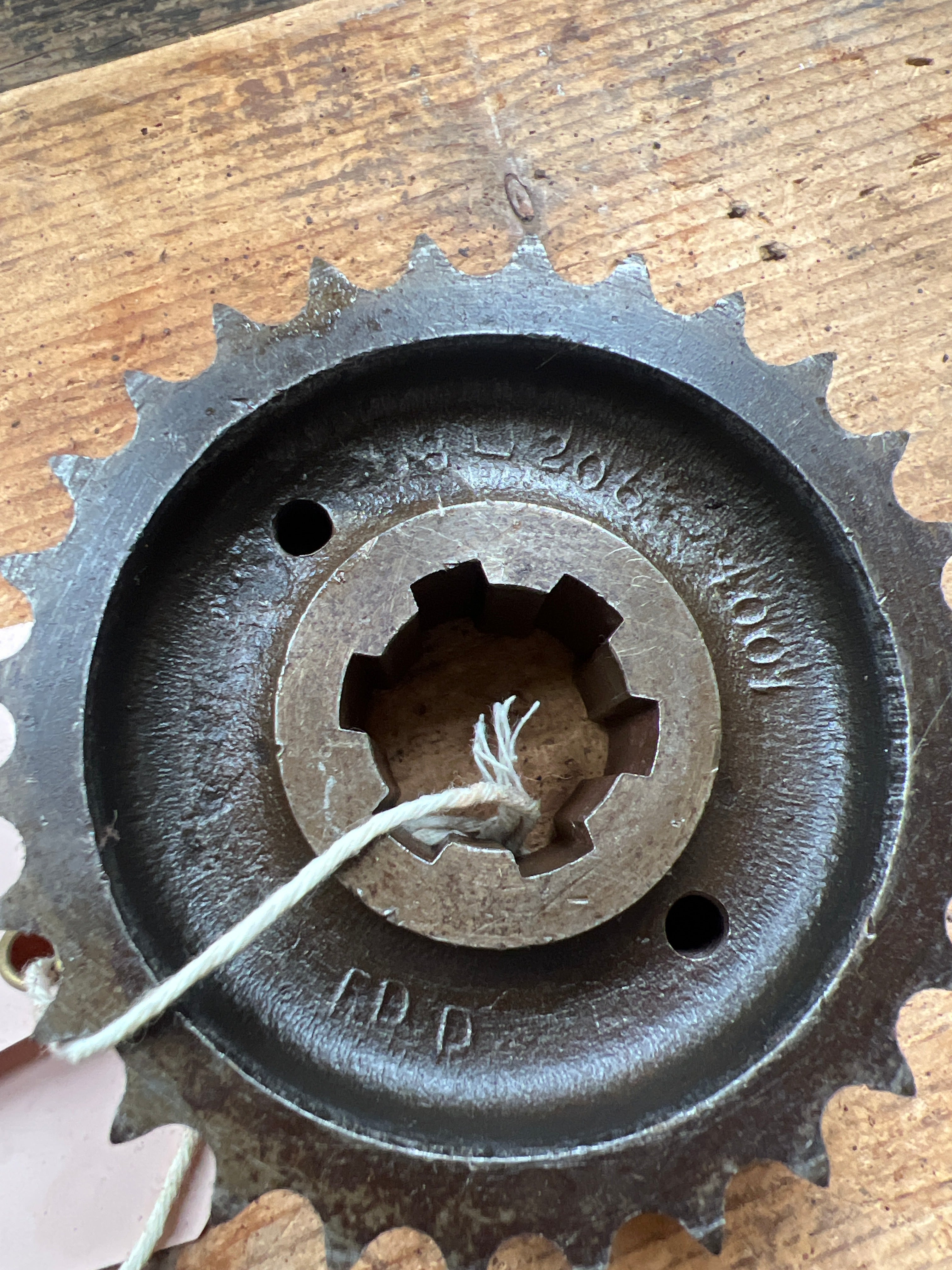BSA A65 28Tooth crank triplex sprocket 68-0205