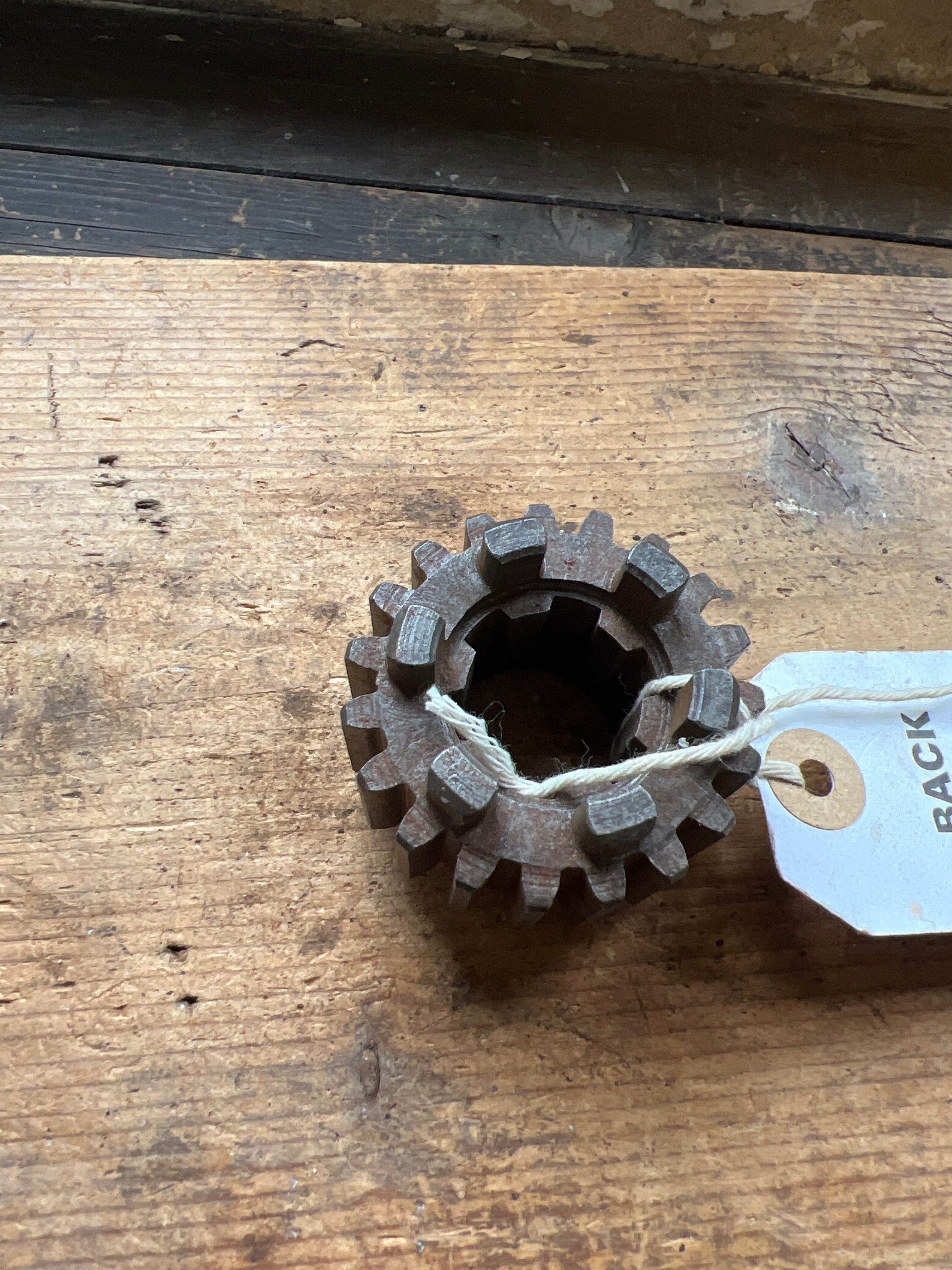 BSA A10 A7 plunger & swinging arm 19T gear std Layshaft 2nd 67-3198