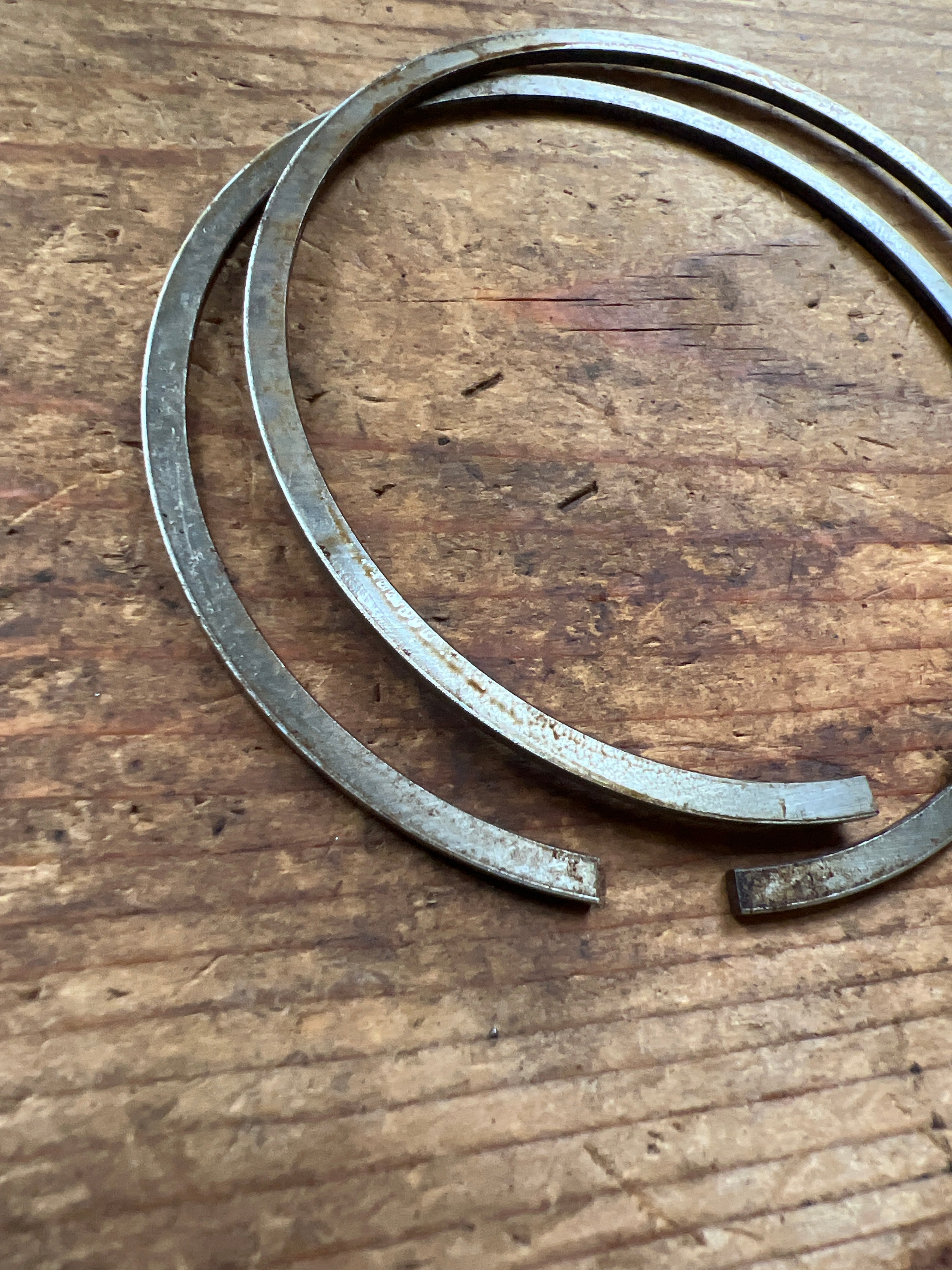 Norton 490cc singles 16H ES2 Inter 18, 500T, 30  compression rings