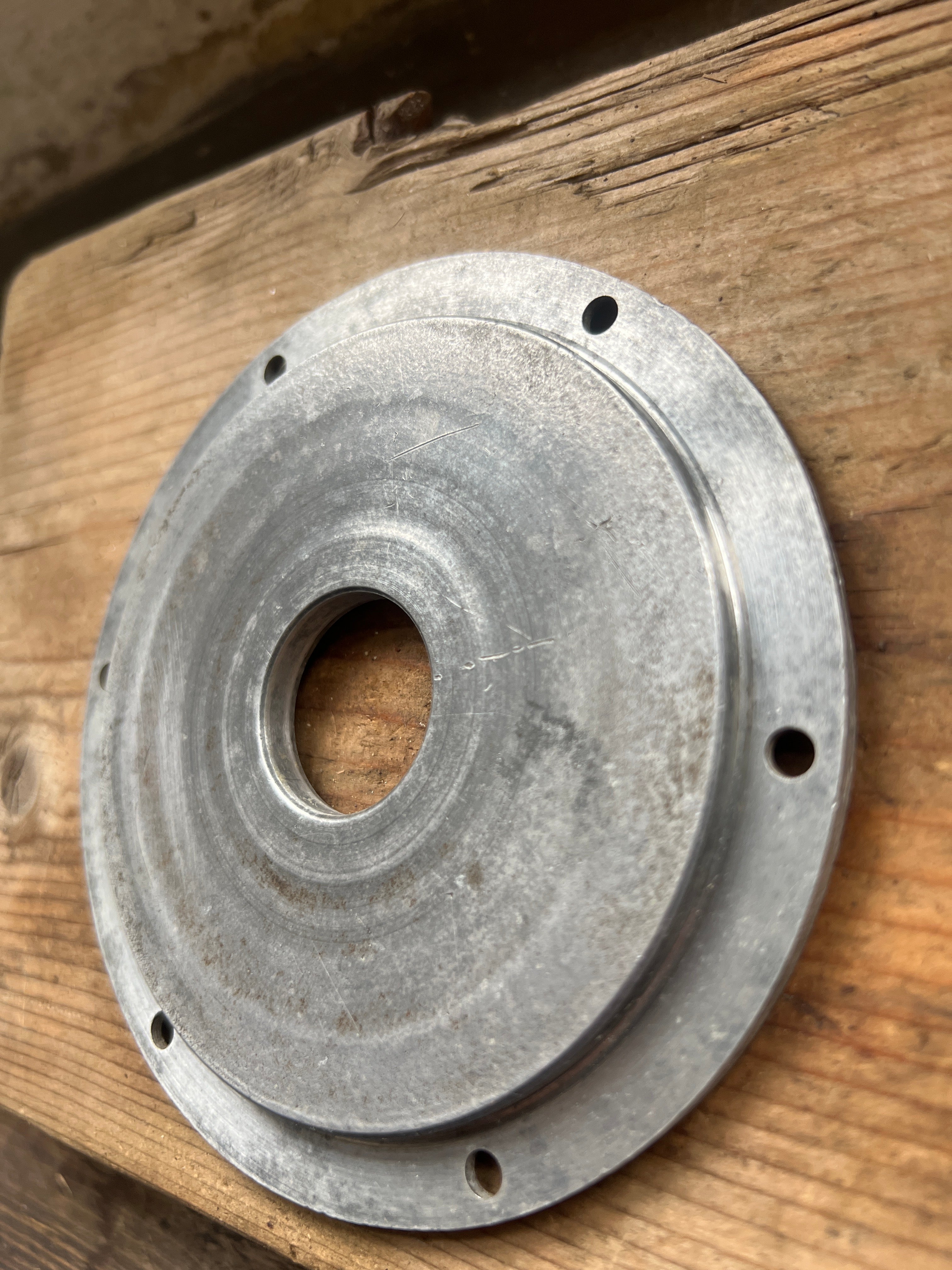 Triumph 650 Unit Rear Of Clutch Cover Plate E3789