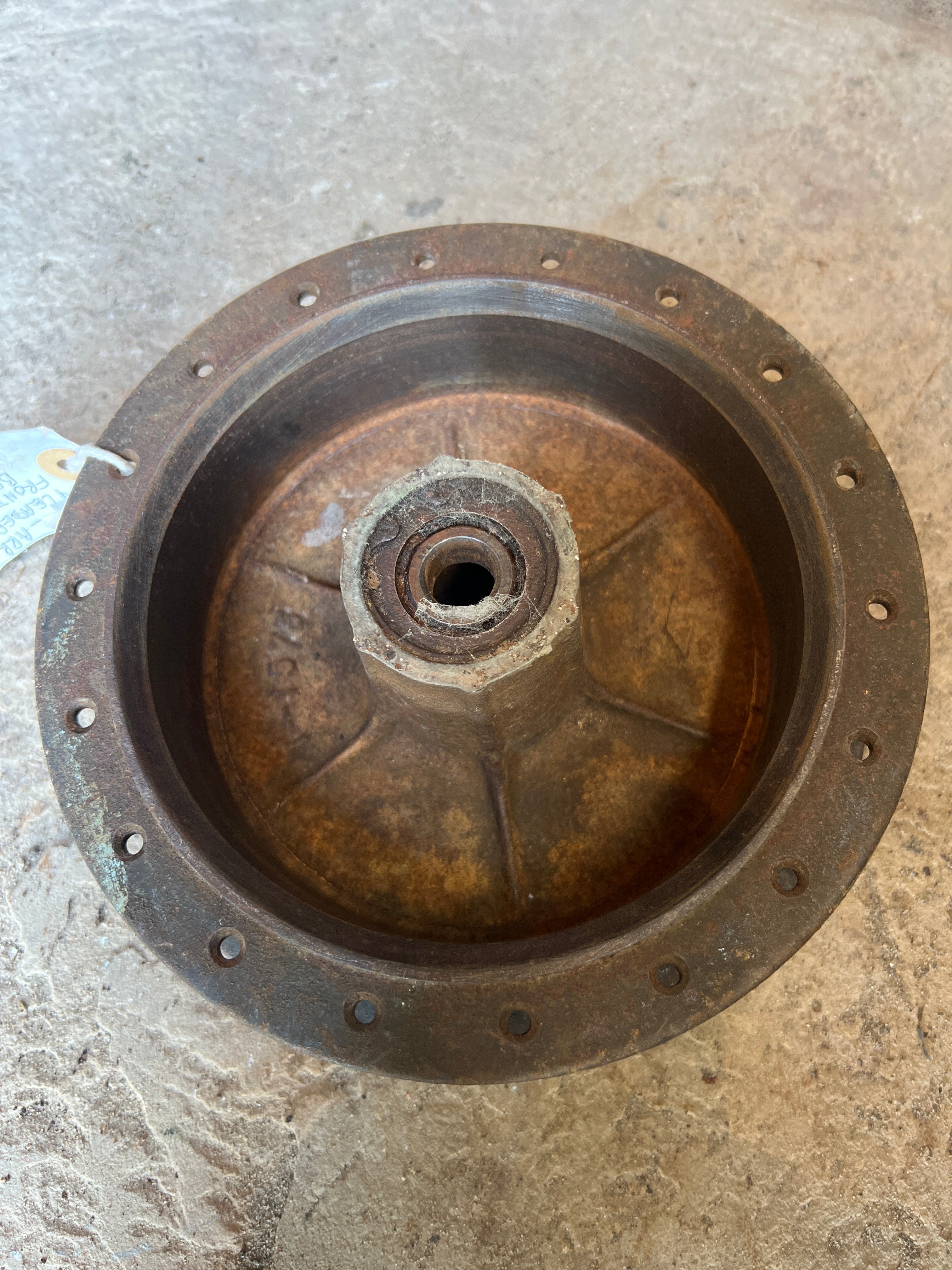Ariel arrow & leader Iron front hub