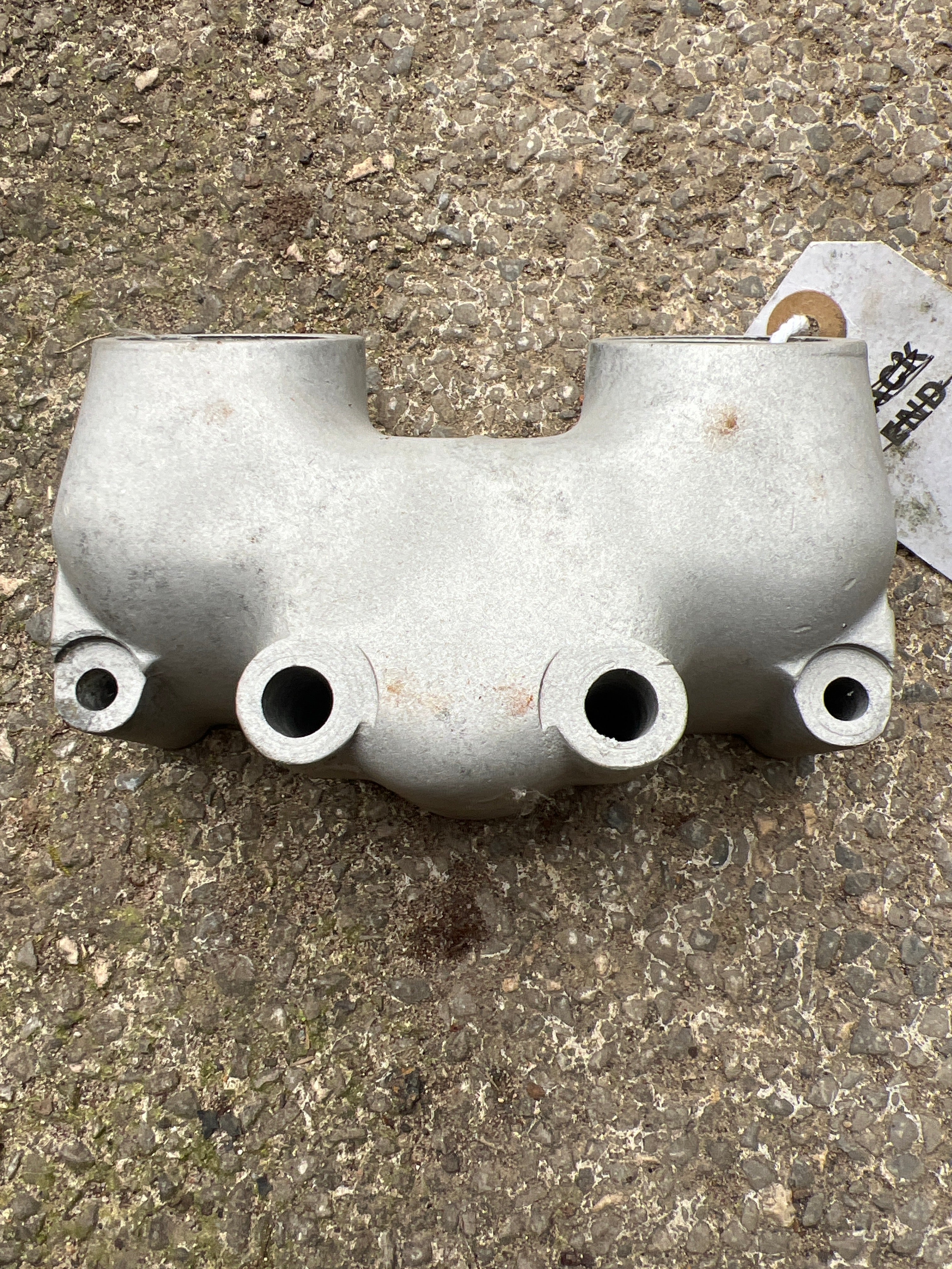 Triumph E3551 500/650 Twins exhaust rocker box