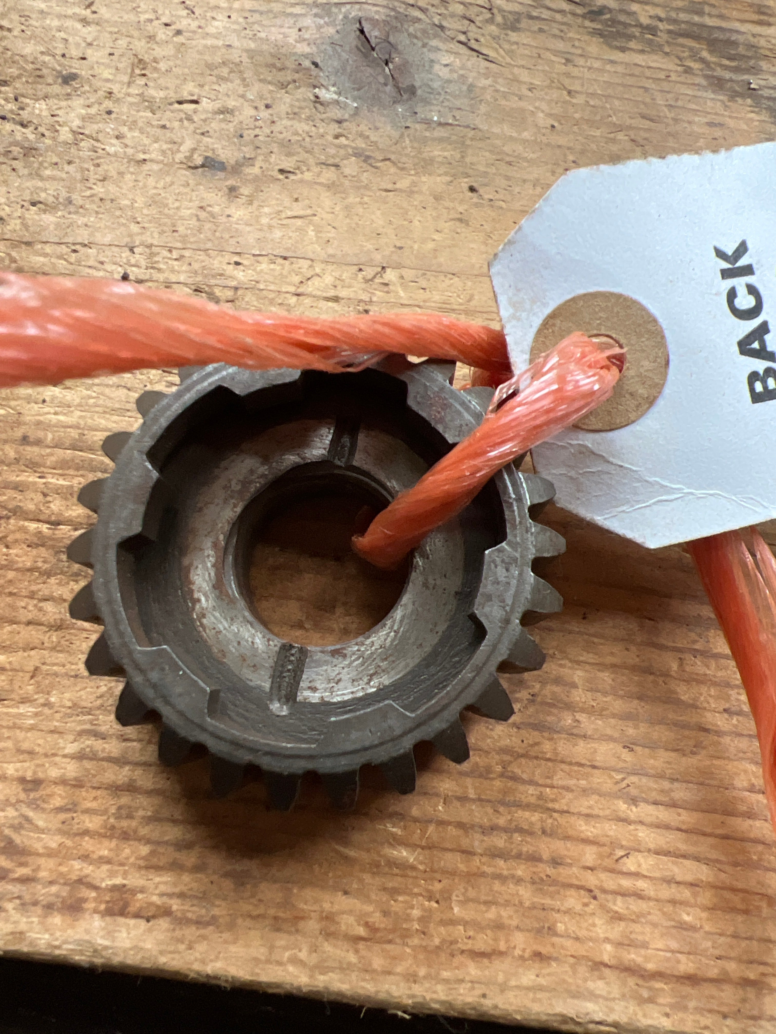 BSA C15 scrambles gearbox Layshaft spinning gear 26T 40-3132