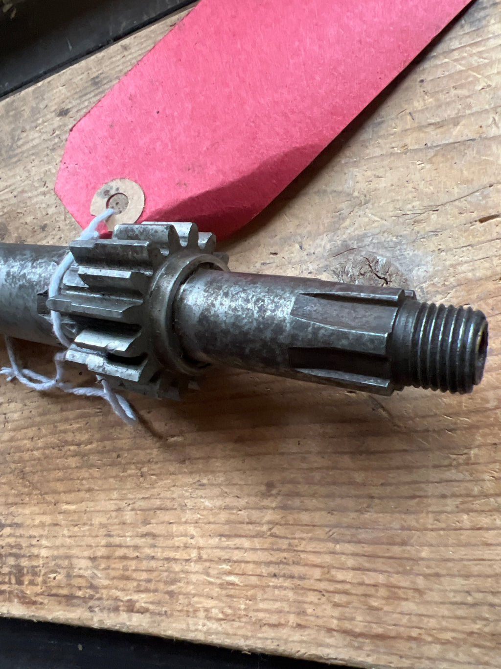 Triumph T914 4 speed mainshaft & gear 16 tooth