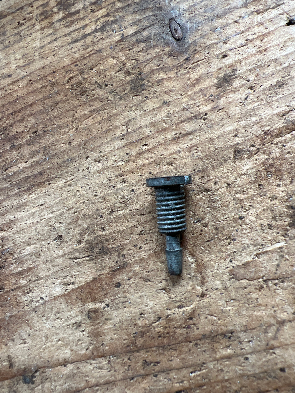 Triumph Triple Metering screw for oil tank 82-9435