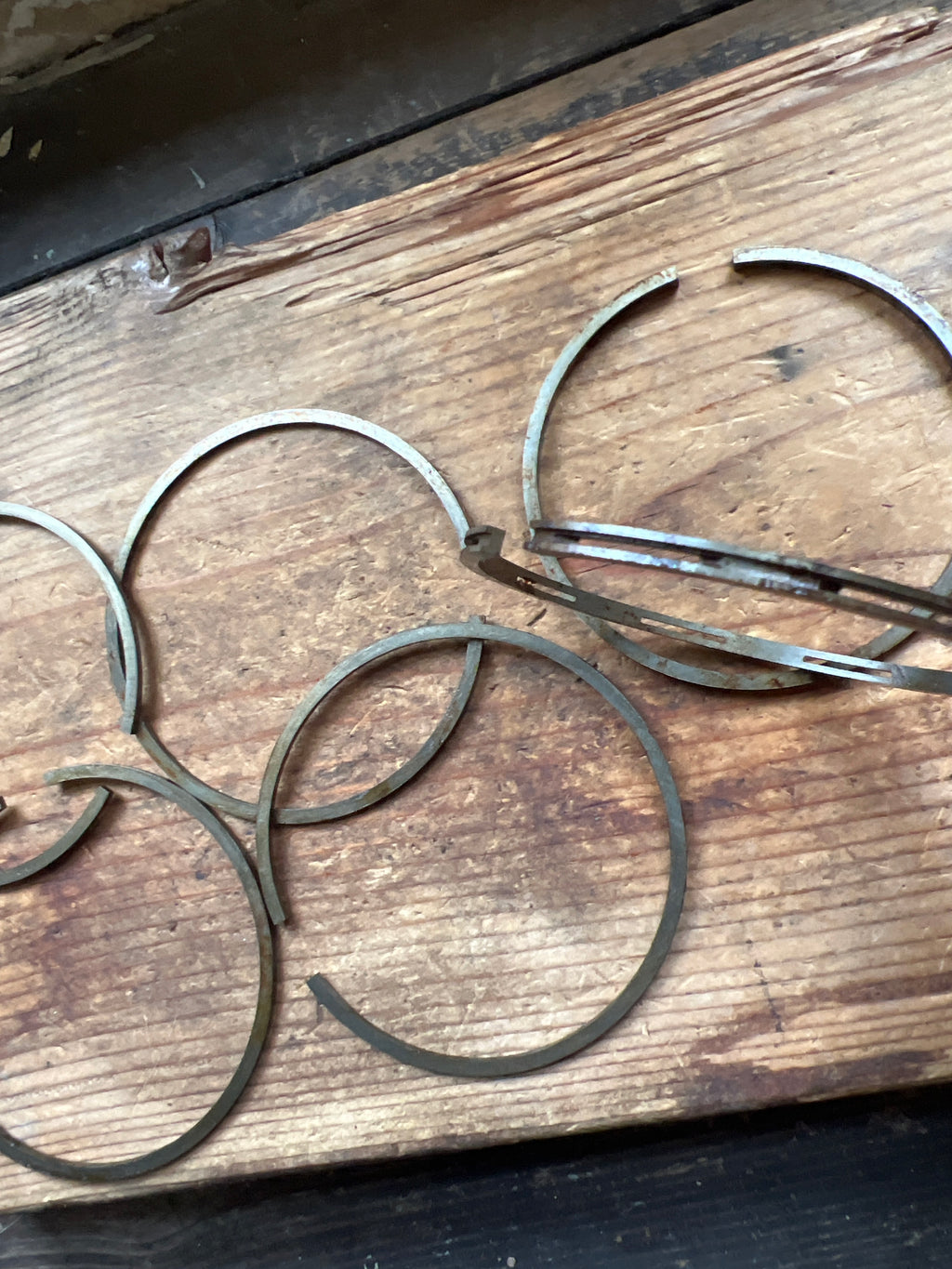 Triumph 650 Twin standard piston ring set NOS