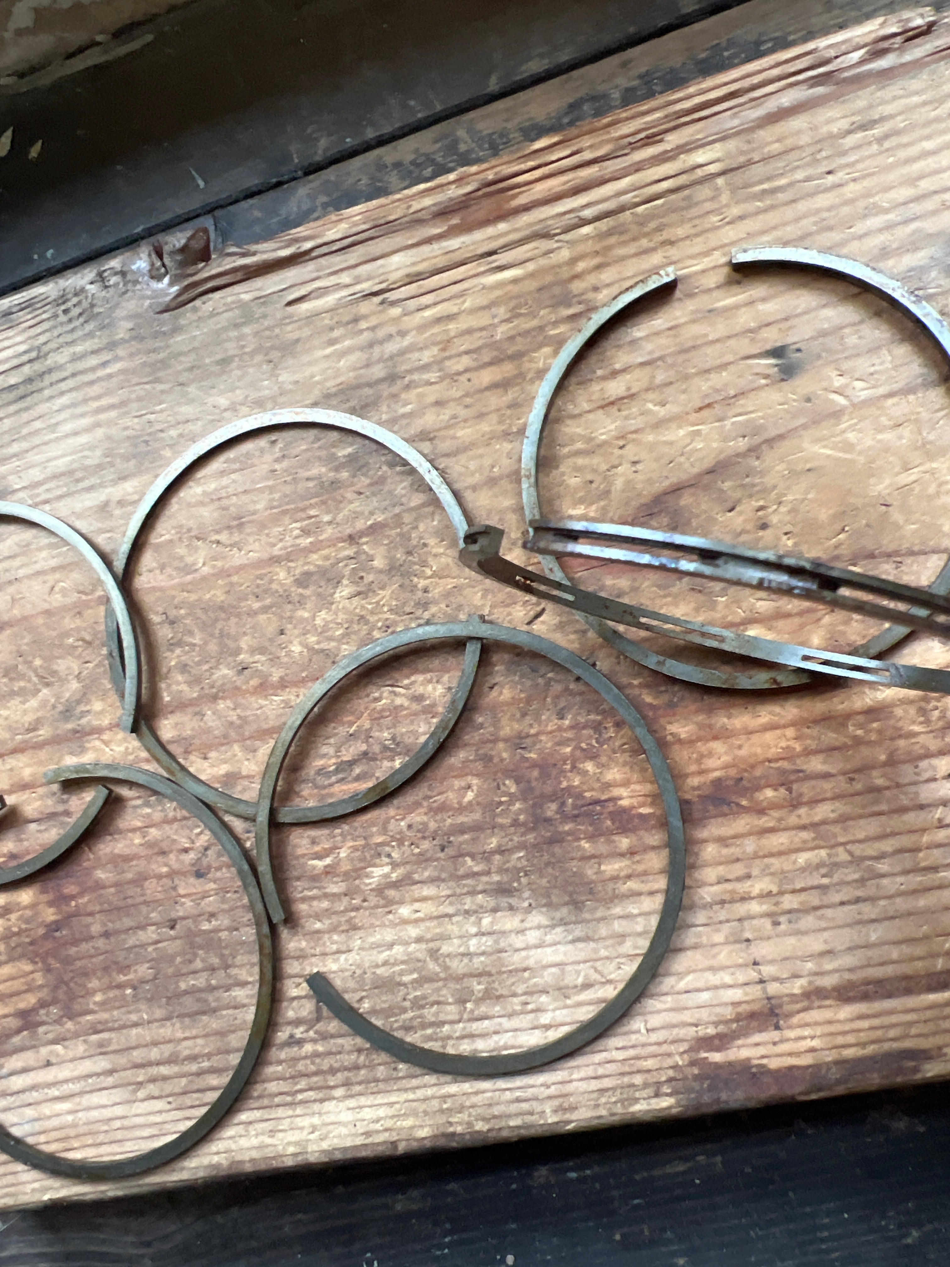 Triumph 650 Twin standard piston ring set NOS