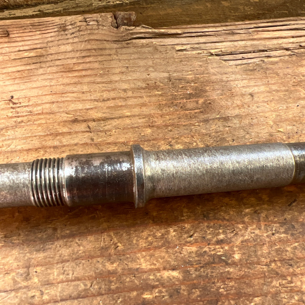 Triumph BSA Bantam/Cub swinging arm type wheel spindle 90-5702
